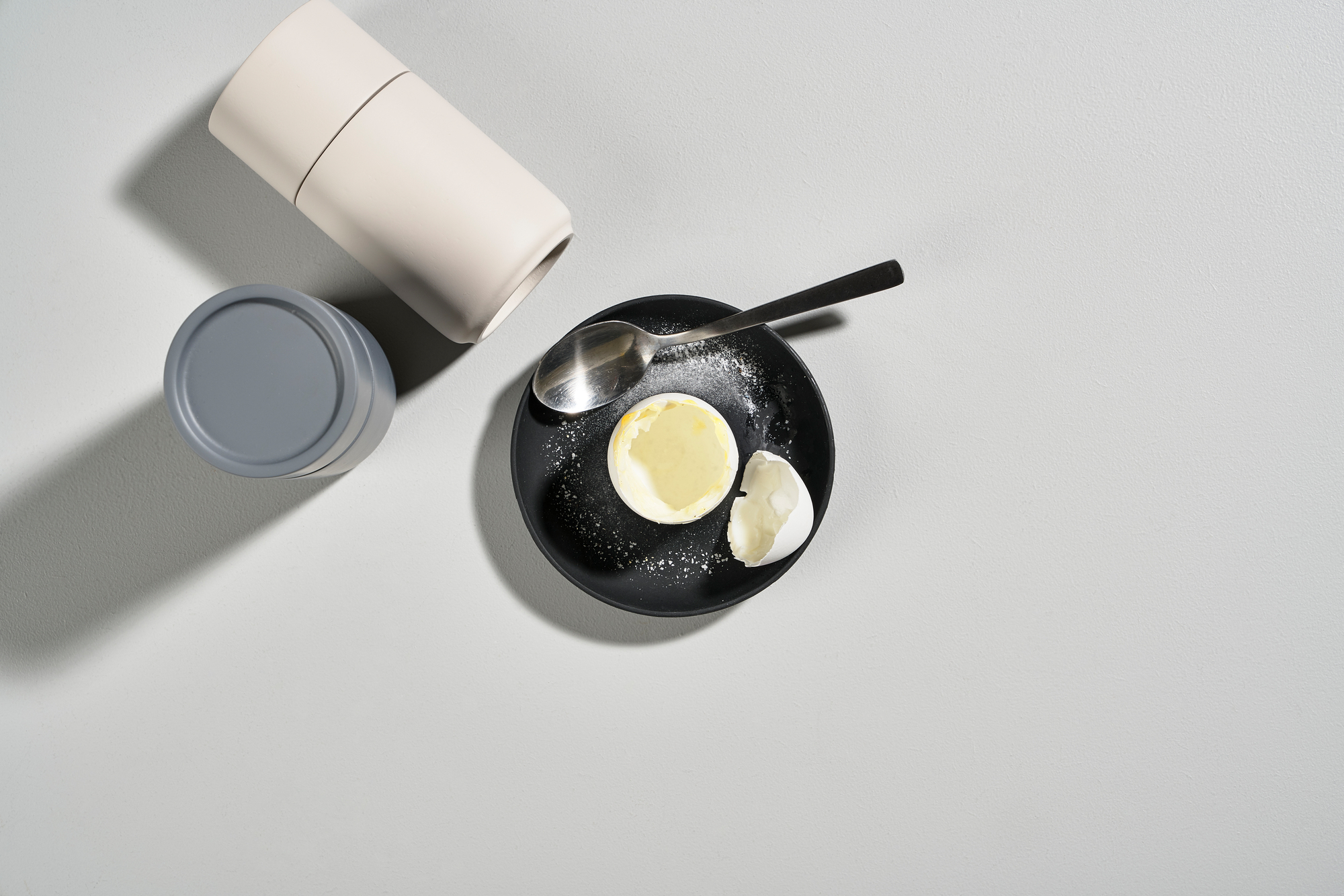 Singles egg cup with holder set of 4 Zone Denmark SINGLE PIECES