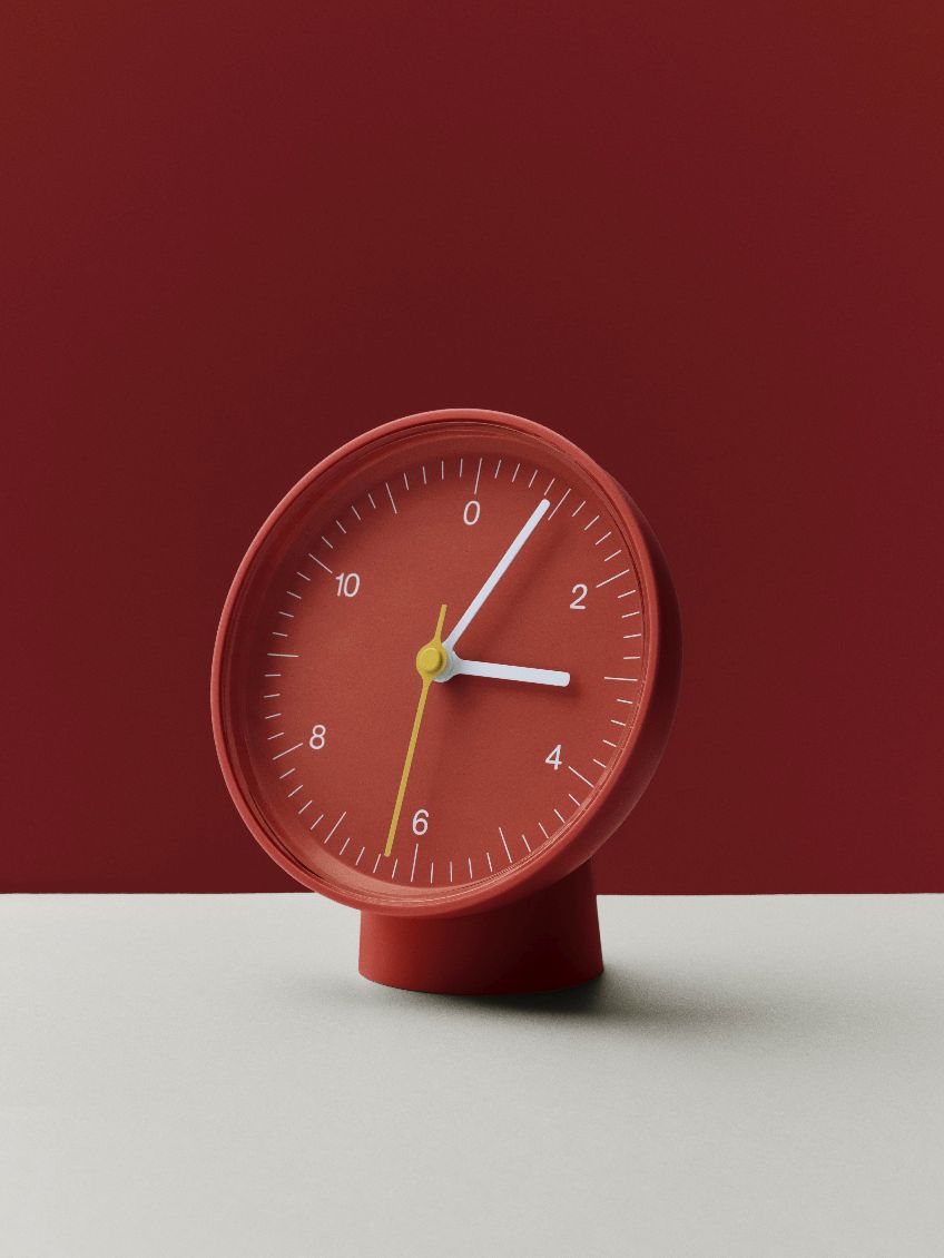 Table Clock Dual-function Table Clock / Wall Clock Hay Red