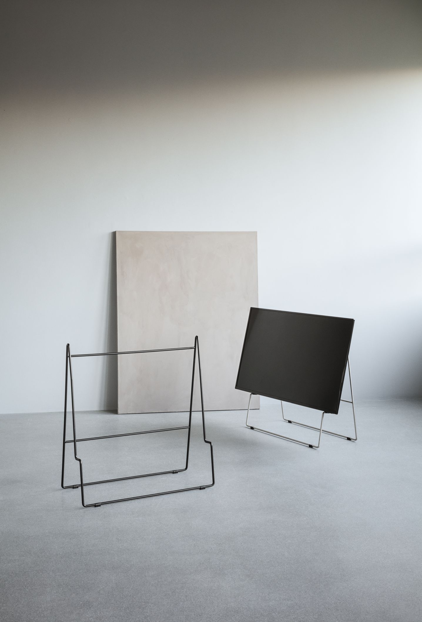 Carry TV Stand Black Eva Solo
