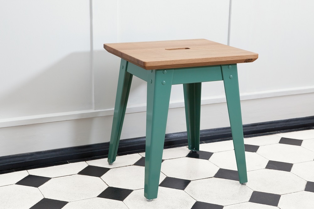 6Grad Stool Jan Cray