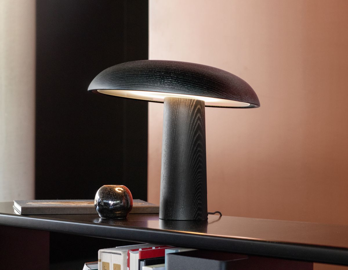 Forma Table lamp black ClassiCon