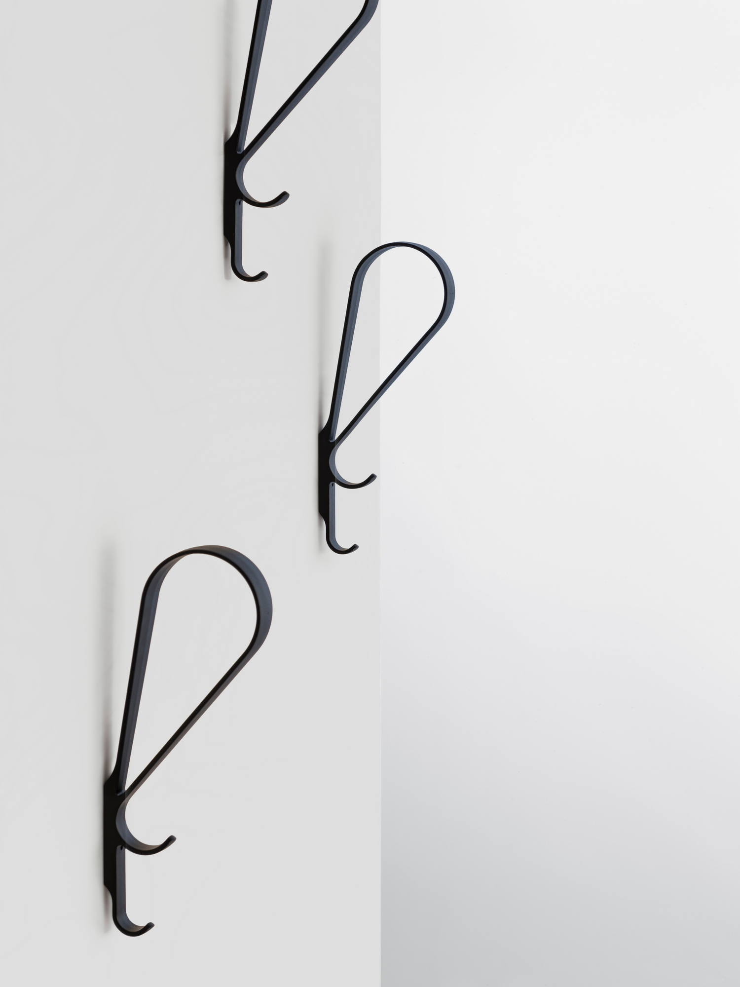 Tupla Wall Hook Artek