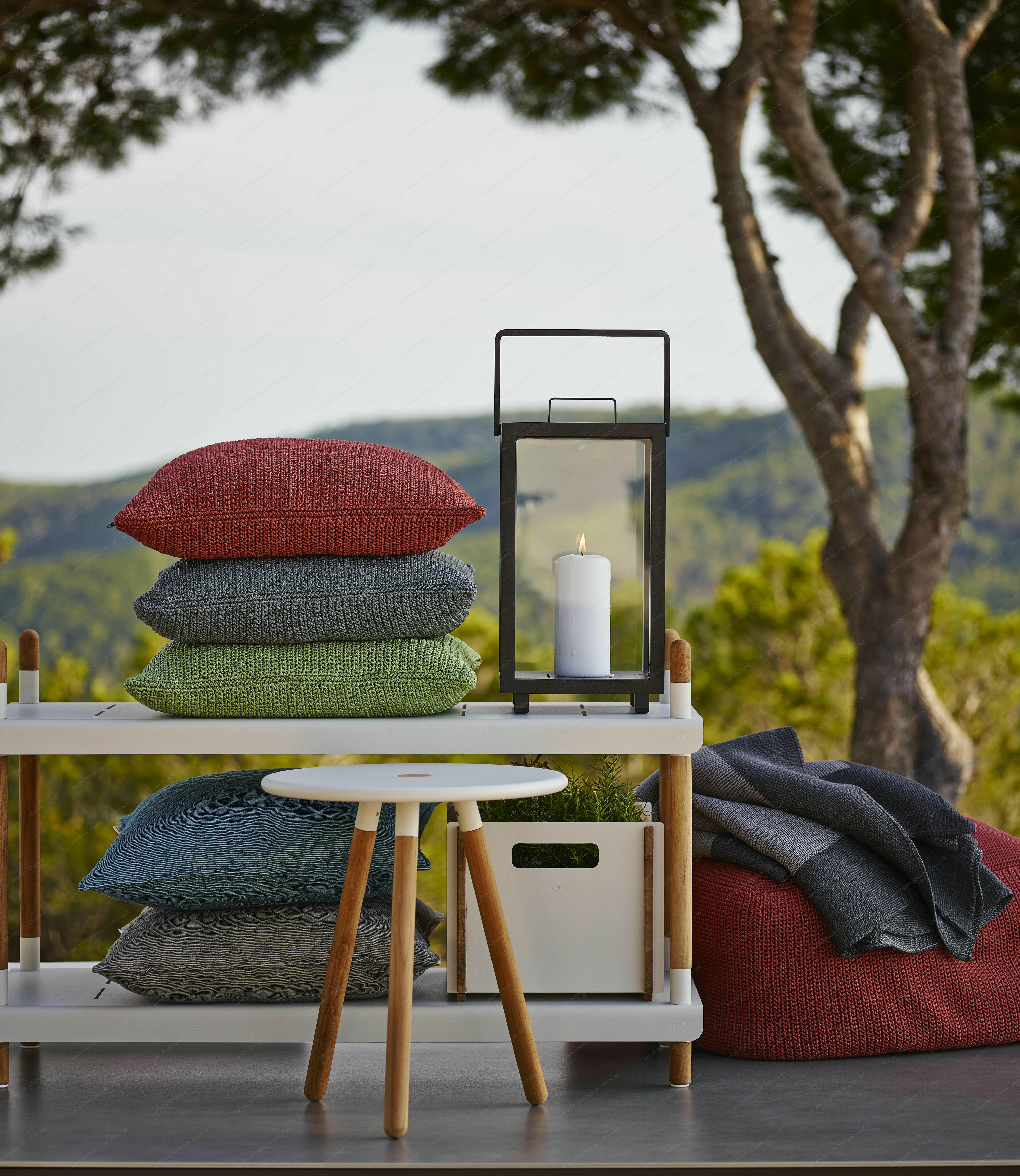 Lighthouse Aluminium Lantern Small Cane-Line