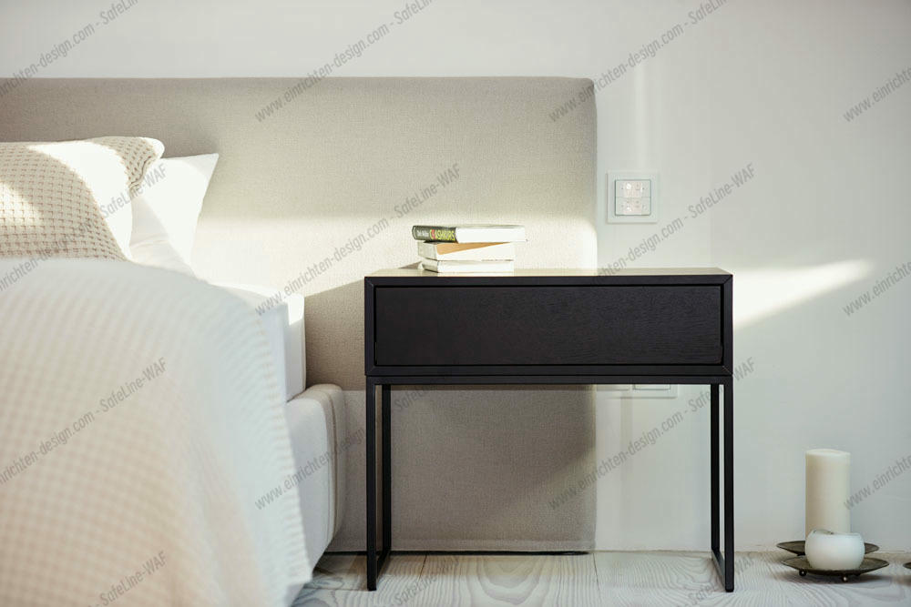 Dina Side Table Ash Jan Kurtz