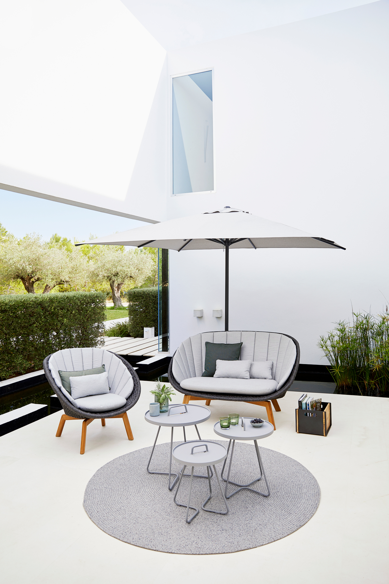 On-The-Move Outdoor side table extra small Cane-Line
