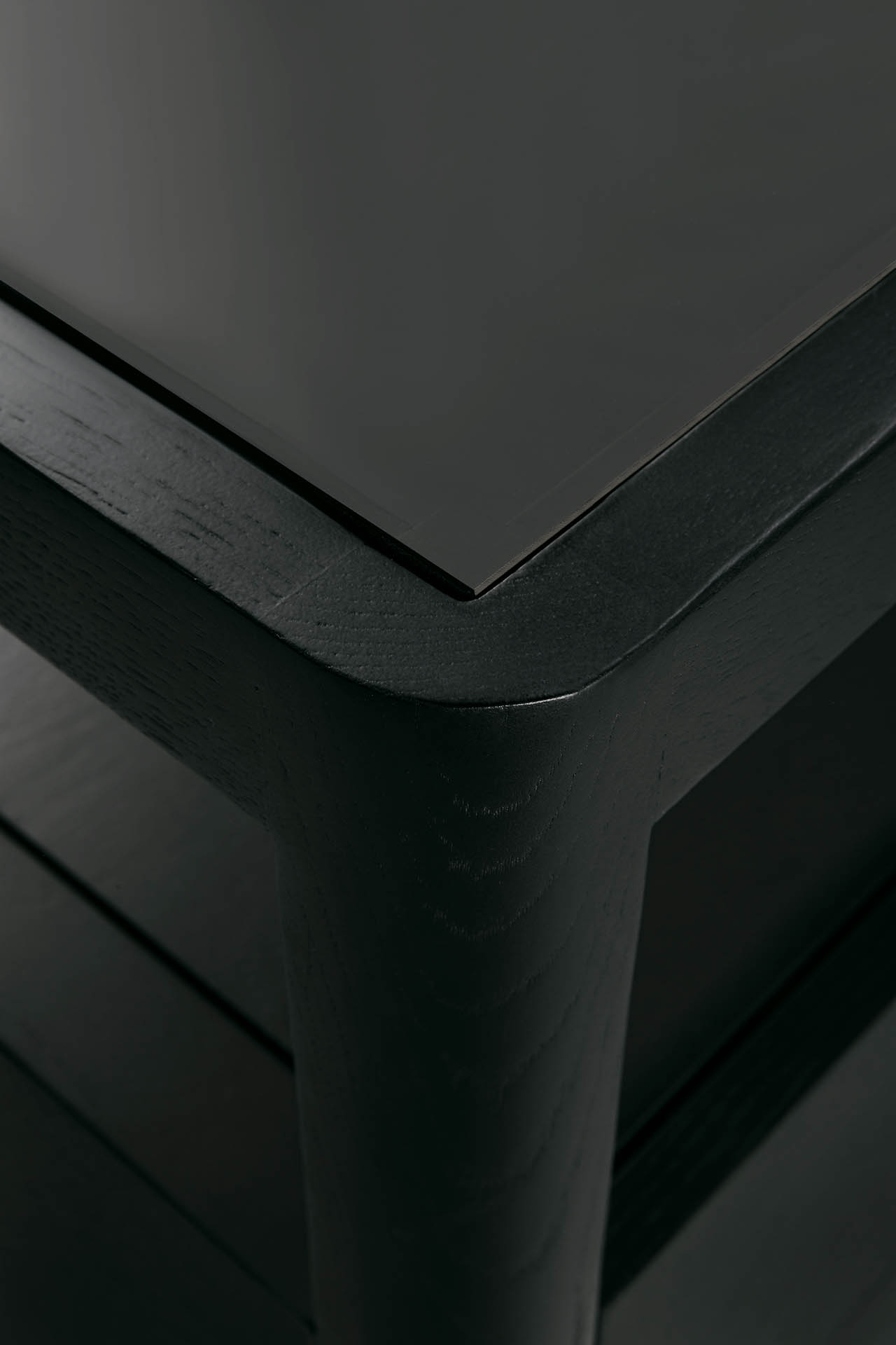 Spindle chest of drawers with drawers black lacquered oak Ethnicraft