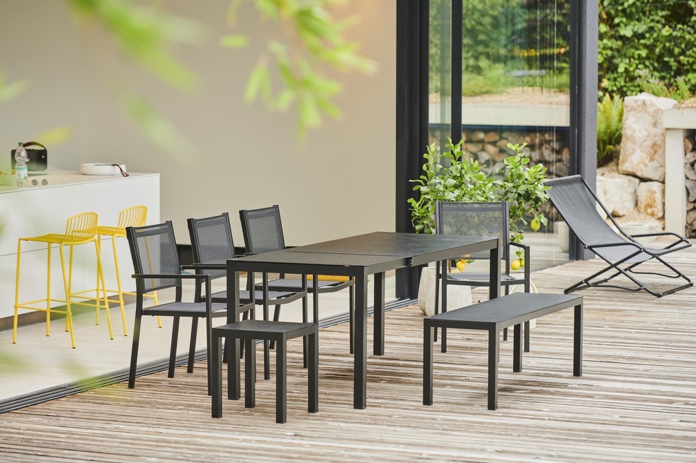 Fiam Aria Outdoor pull-out table Jan Kurtz