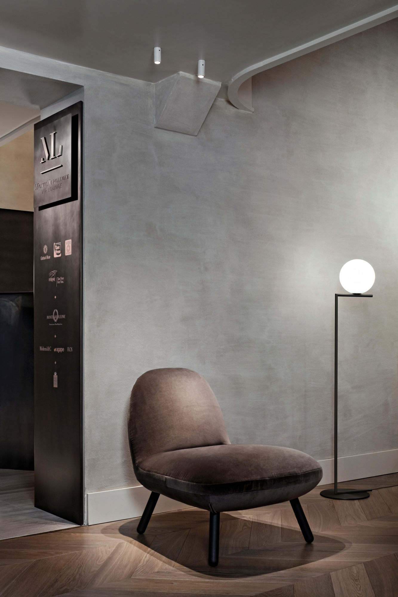 IC Lights F1 floor lamp BLACK Flos SINGLE PIECE 