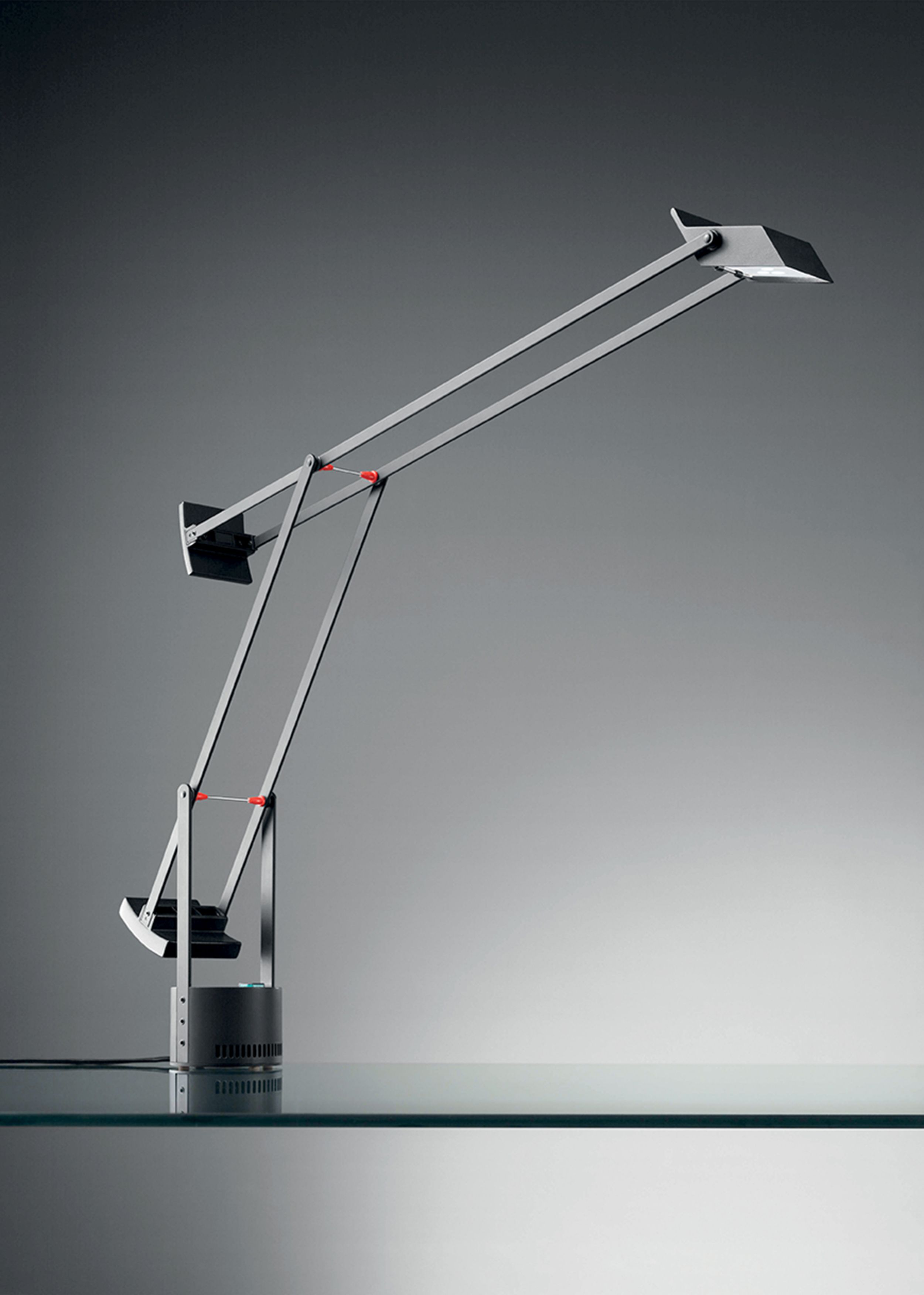 Tizio table lamp black Artemide