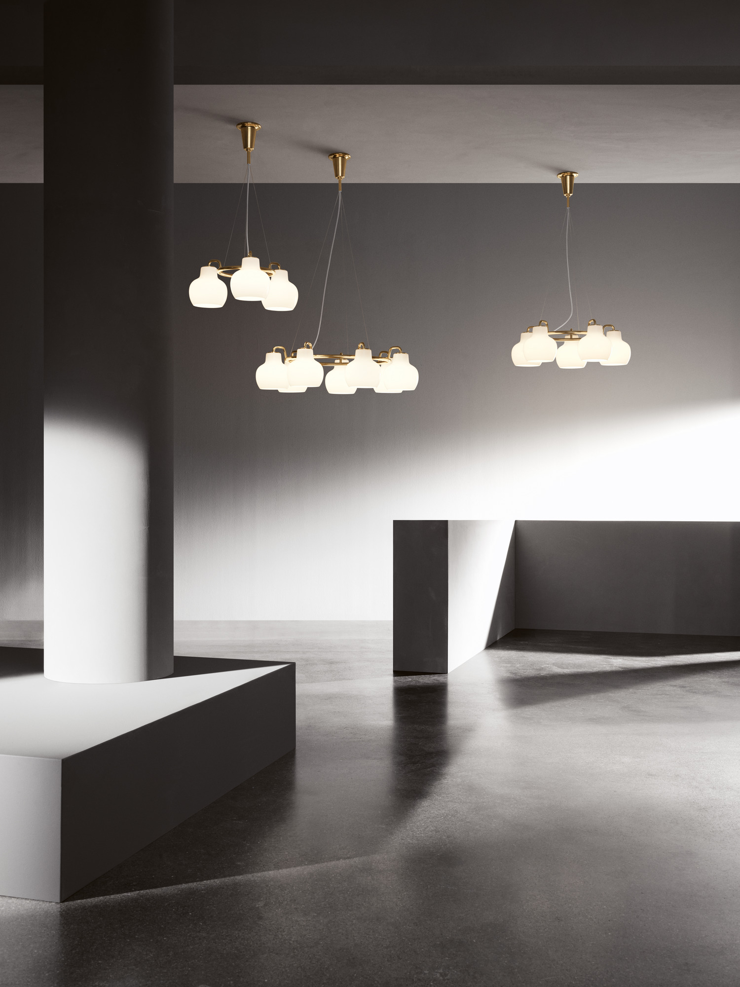 VL Ring Crown 3 pendant light Louis Poulsen