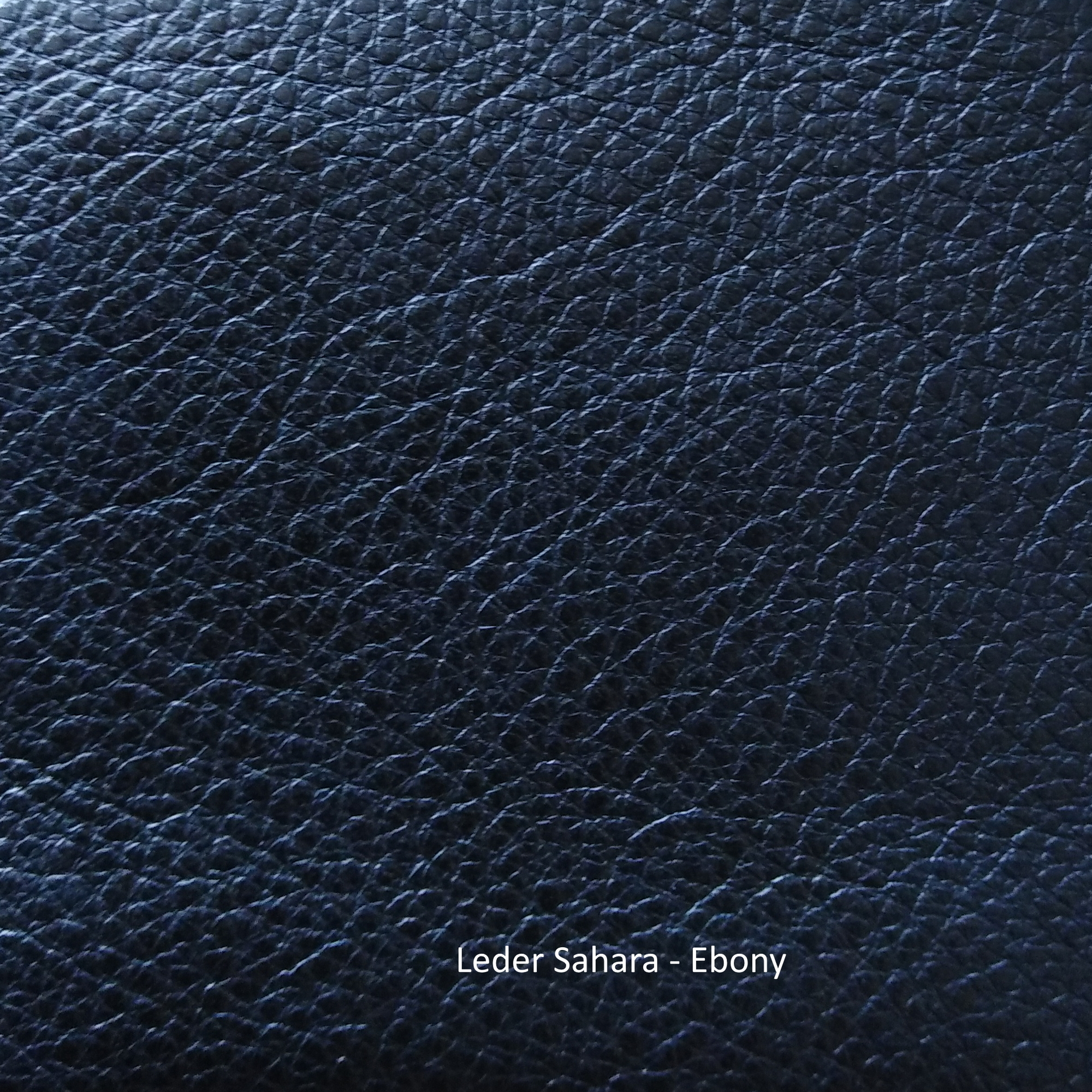 Leather samples Sahara Freifrau Manufaktur