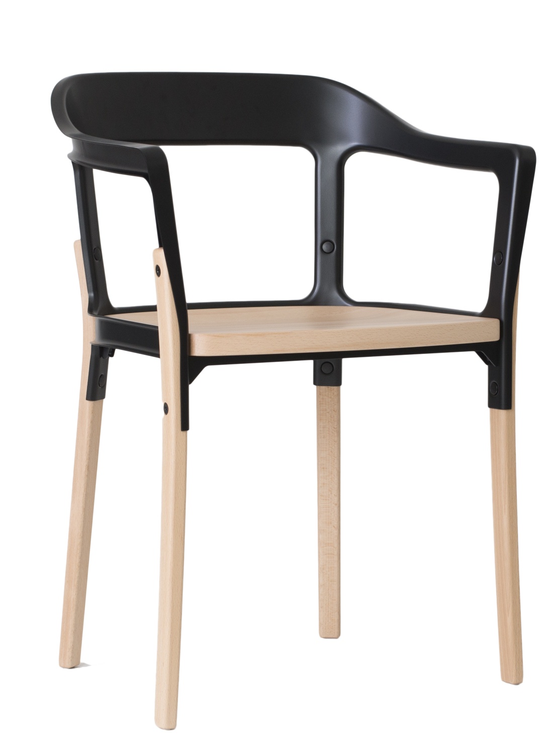 Magis Steelwood Chair Stuhl mit Armlehne, schwarzer Kunststoff und helle Holzbeine, Frontansicht.