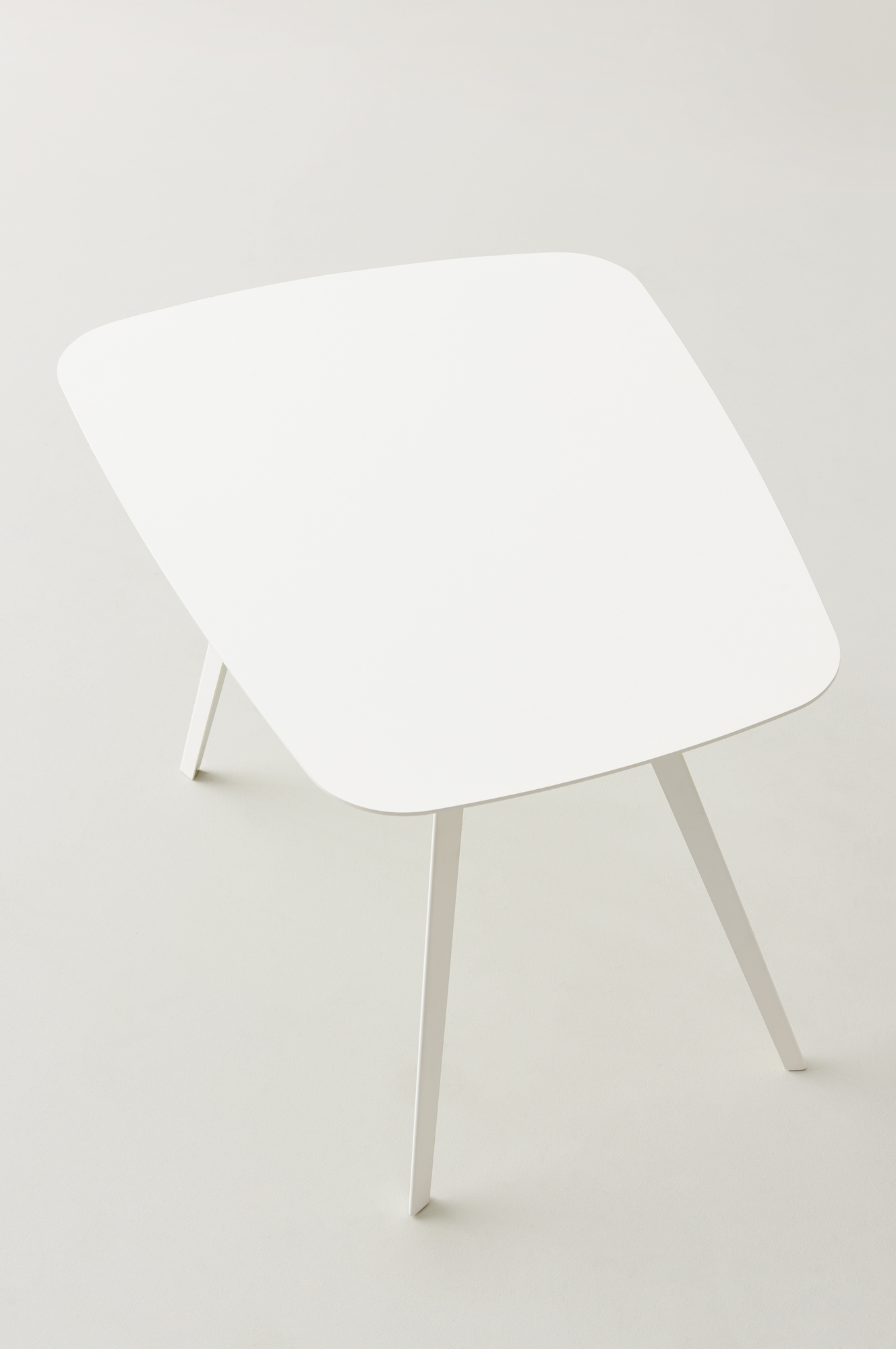 Agorà Side table rectangular Segis white