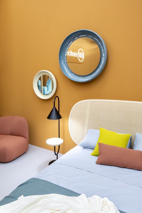 Coque Mirror with Ceramic Frame Miniforms