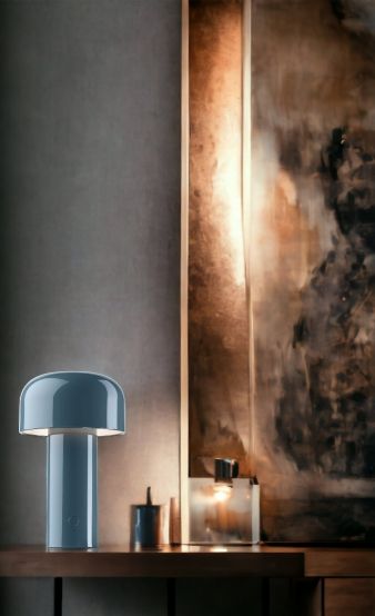 Bellhop Battery Tablelamp with USB cable Flos