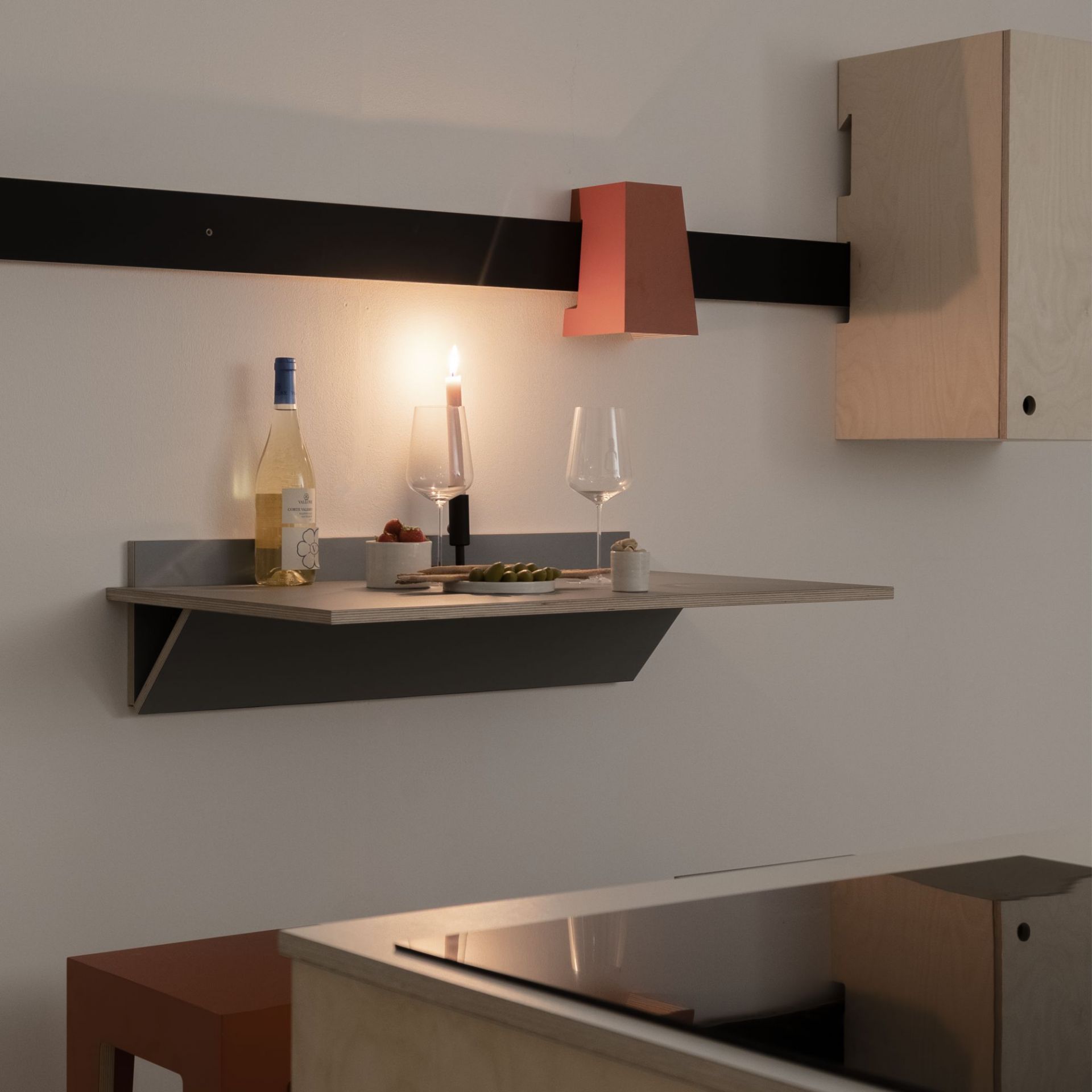 MONIKA Flexible folding table Das ganze Leben