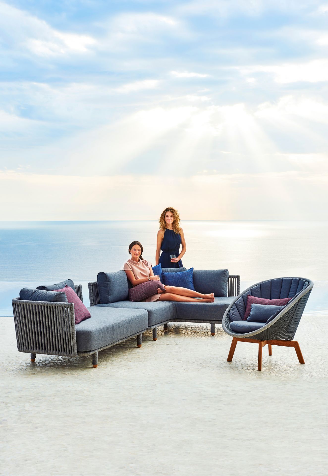 Peacock Outdoor Lounge chair Fiber Cane-Line