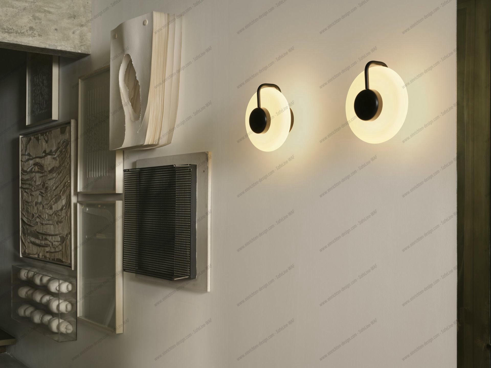 Tratto Wall lamp black Kdln