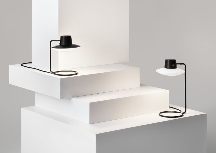 AJ Oxford 410 Table Lamp Louis Poulsen