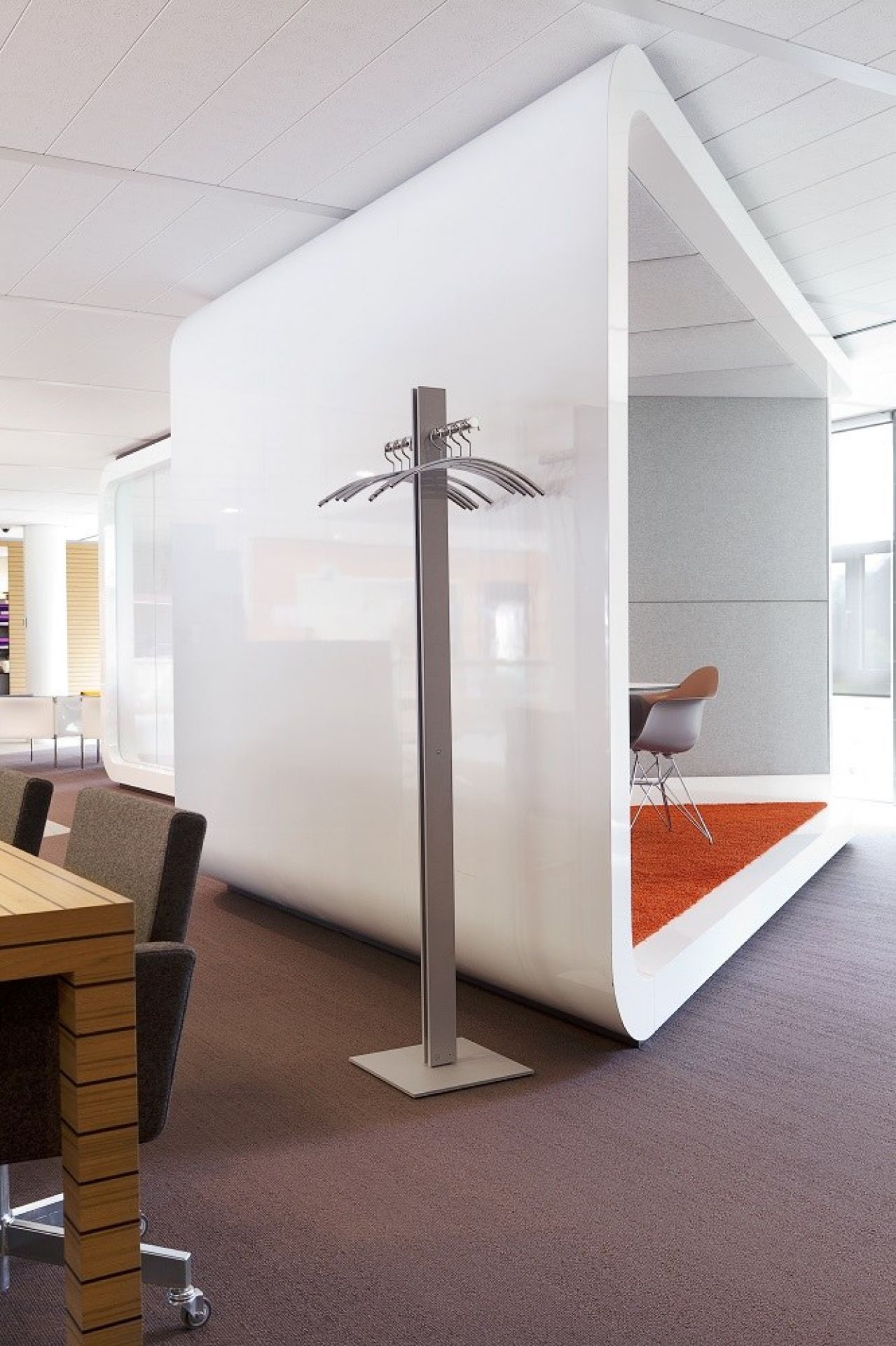 Standfree coat stand Cascando