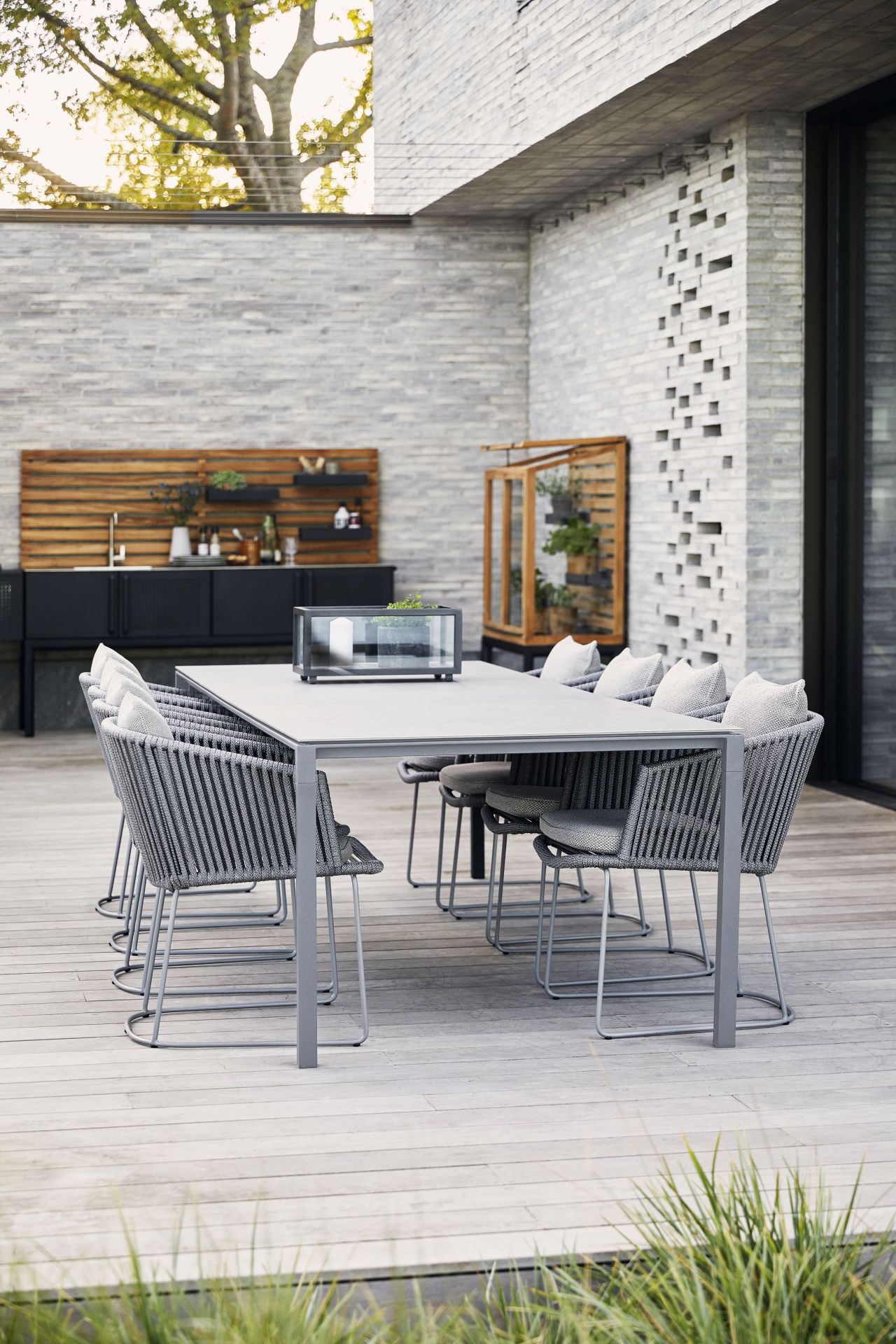 Pure Outdoor Dining table large W 280 x D 100 x H 73 cm Light grey frame Concrete grey top Cane-Line