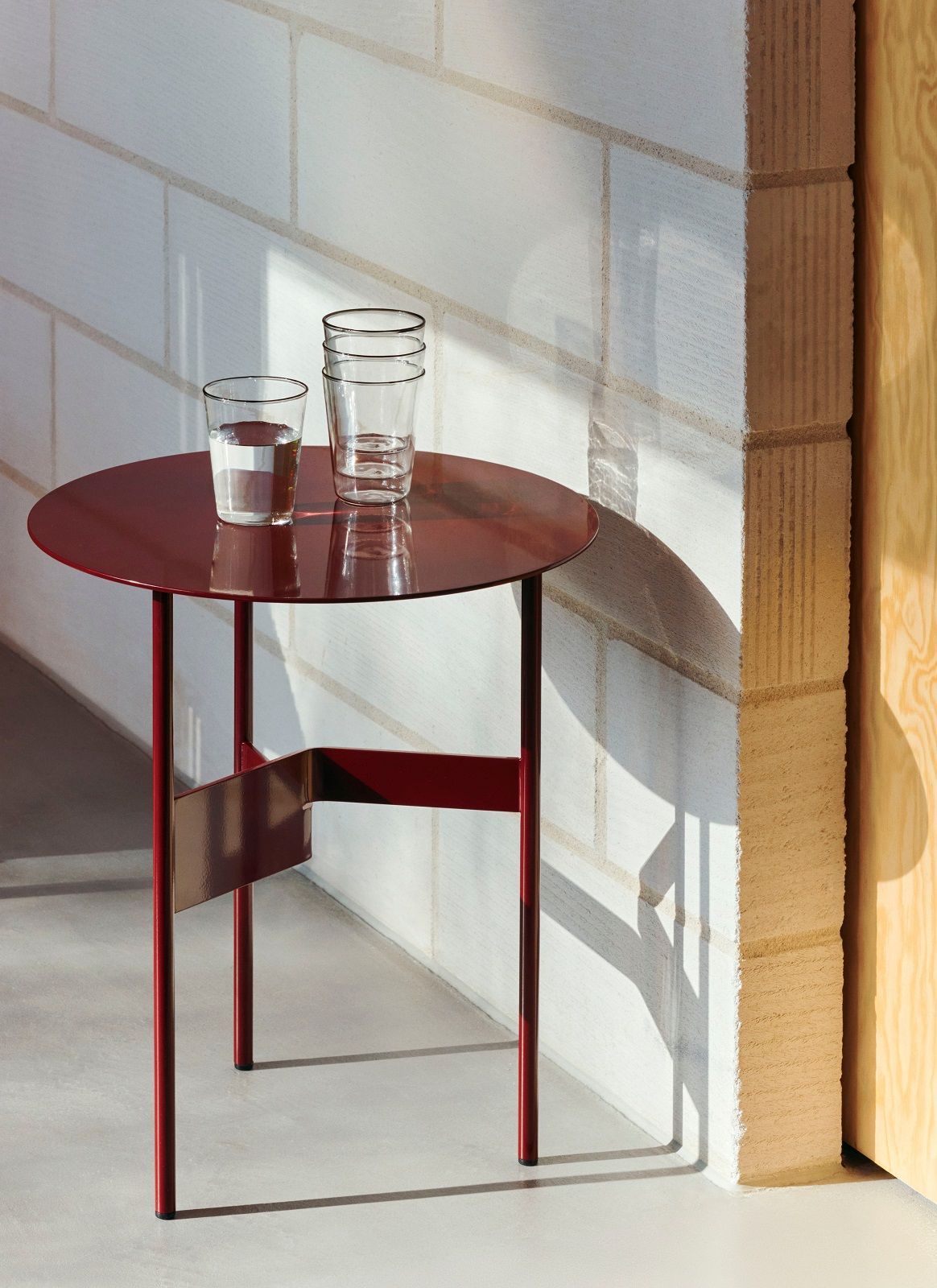 Shim Table side table Hay