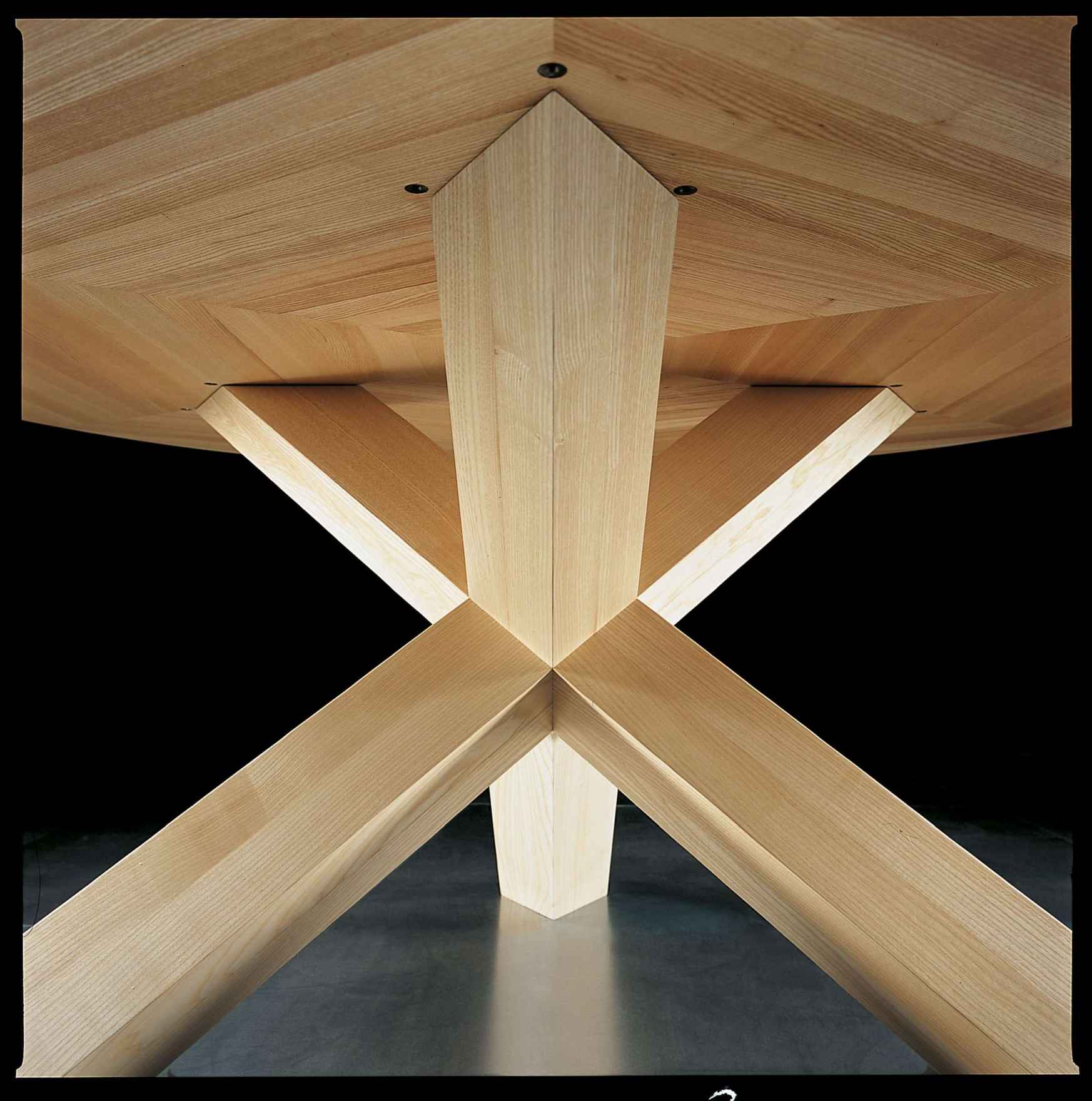 452 La Rotonda Dining Table Cassina