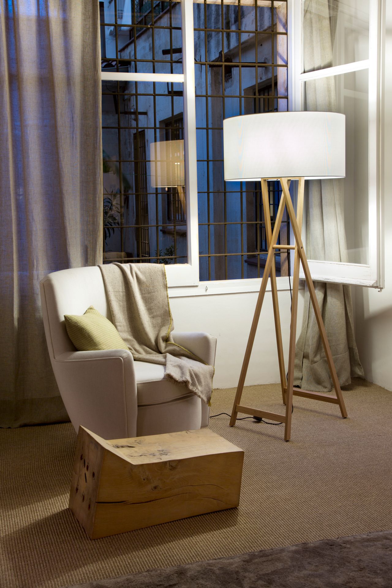 Cala P165 LED Floor lamp Marset