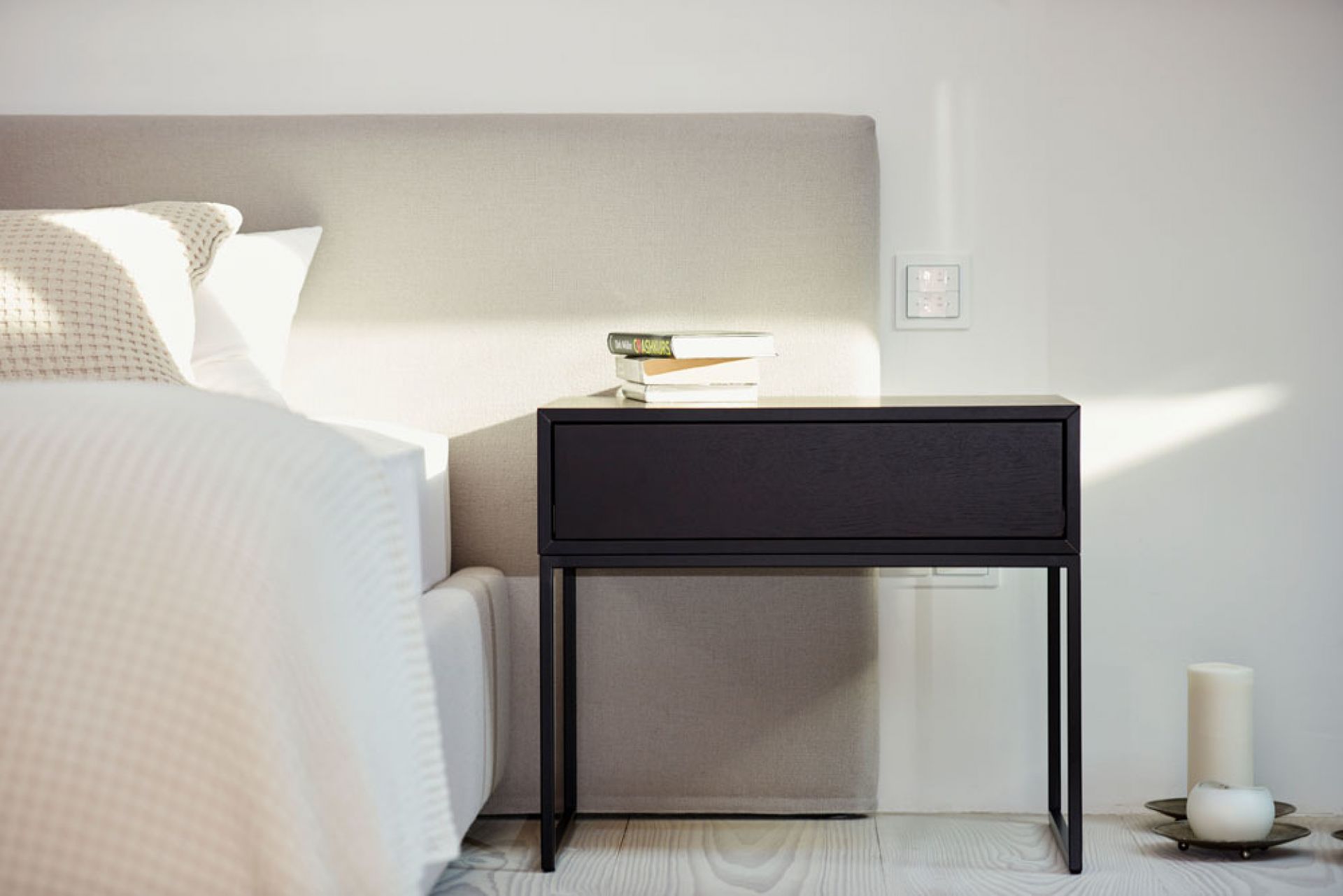 Dina Side Table Oak Jan Kurtz