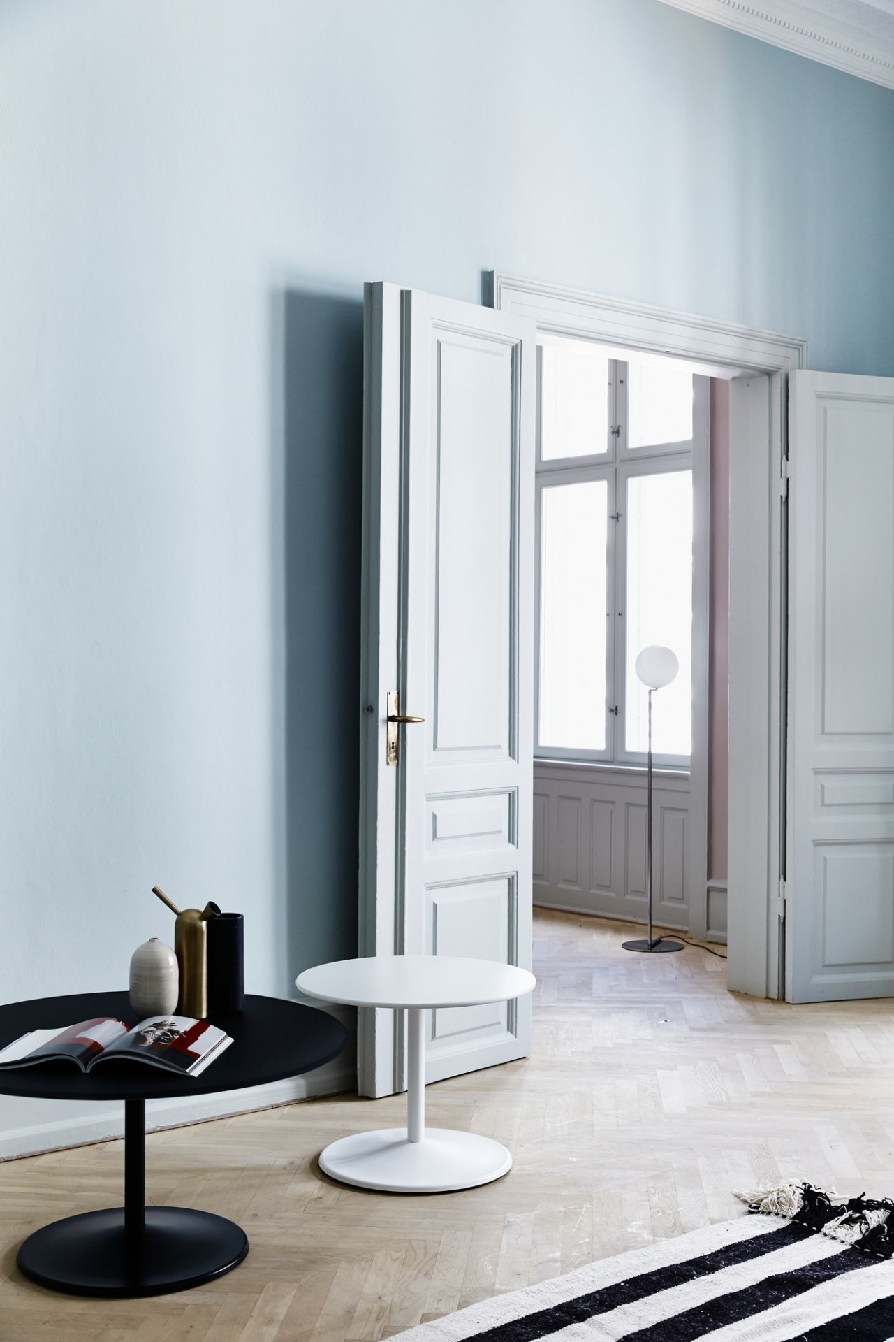 Panton Table Montana