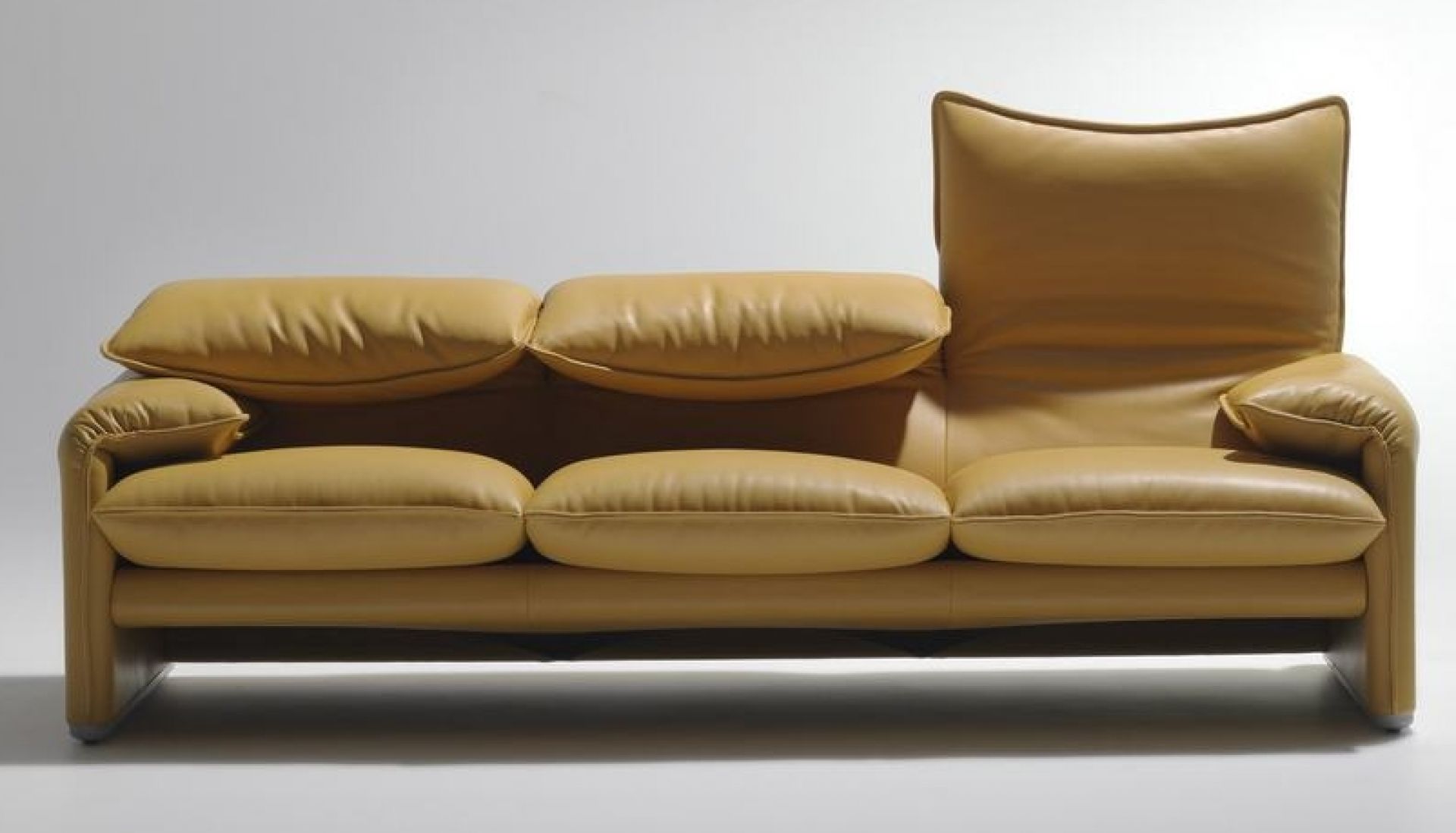 675 Maralunga Sofa 3-seater Cassina