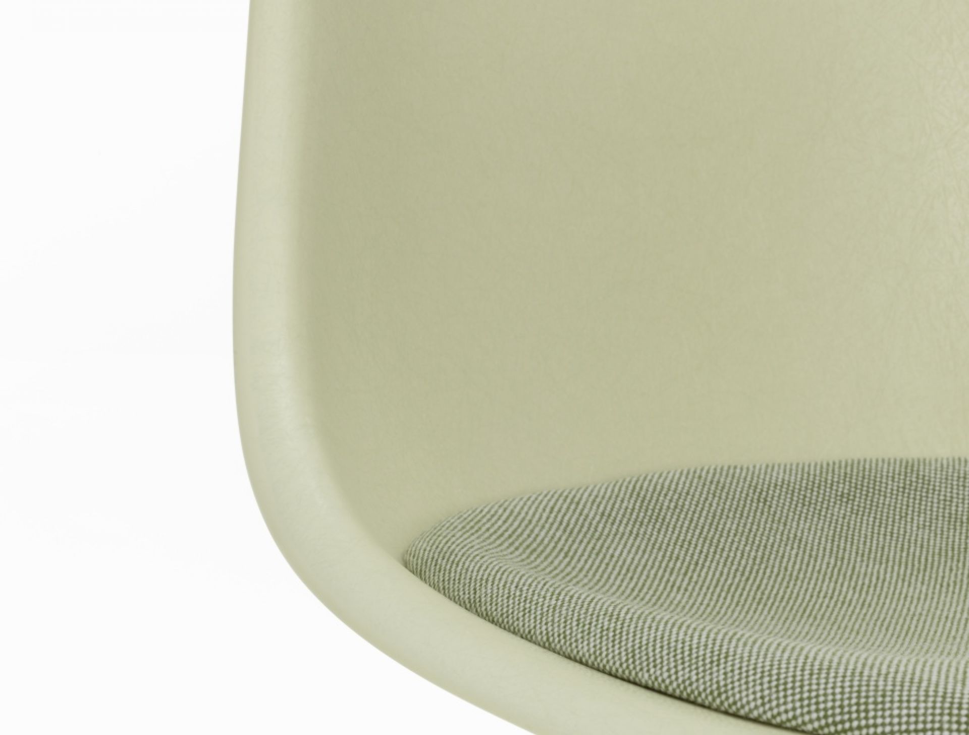 Eames Fibreglass Chair DSX Chair with seat cushion Vitra