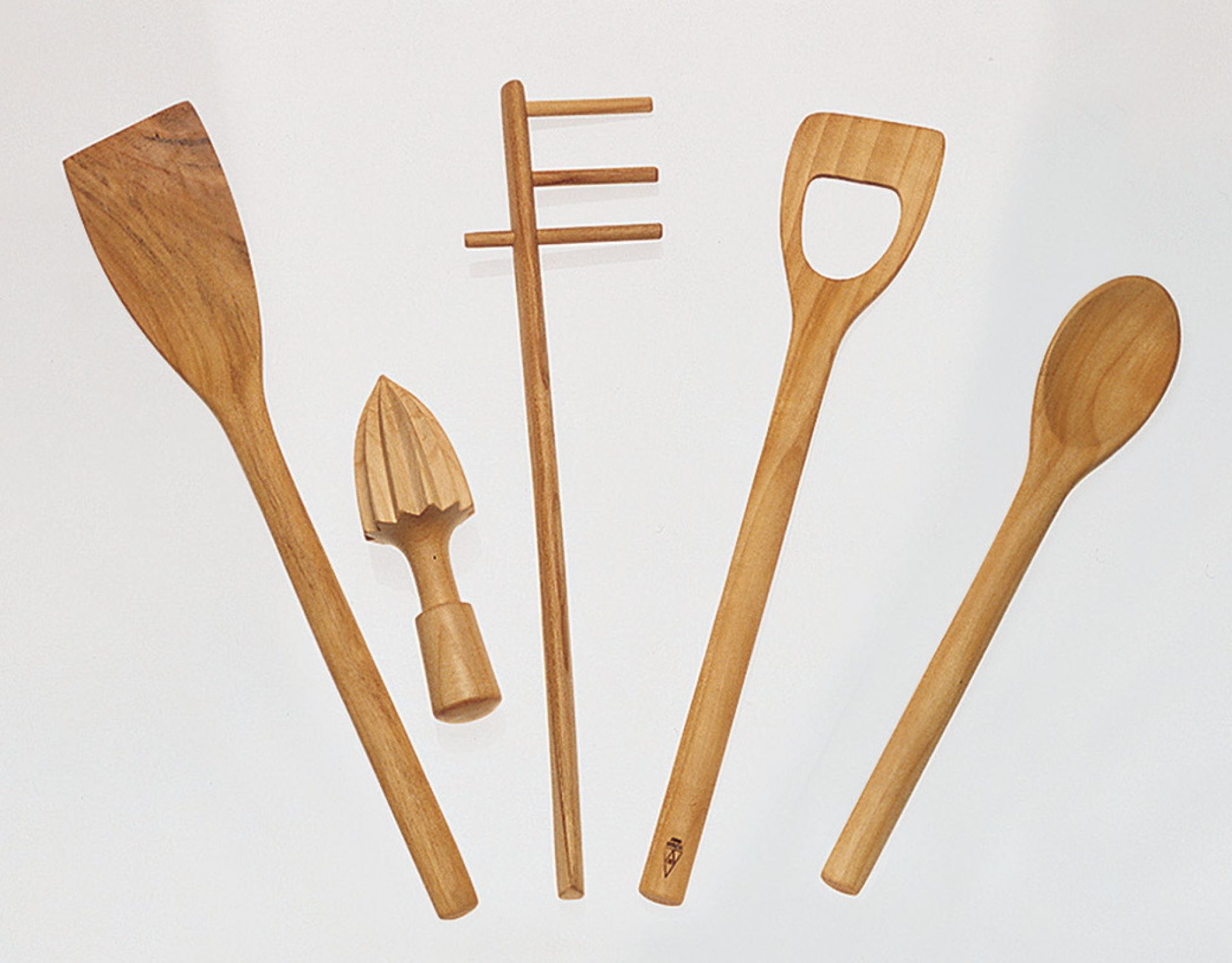 UT108 Cherry wood lemon squeezer Alessi