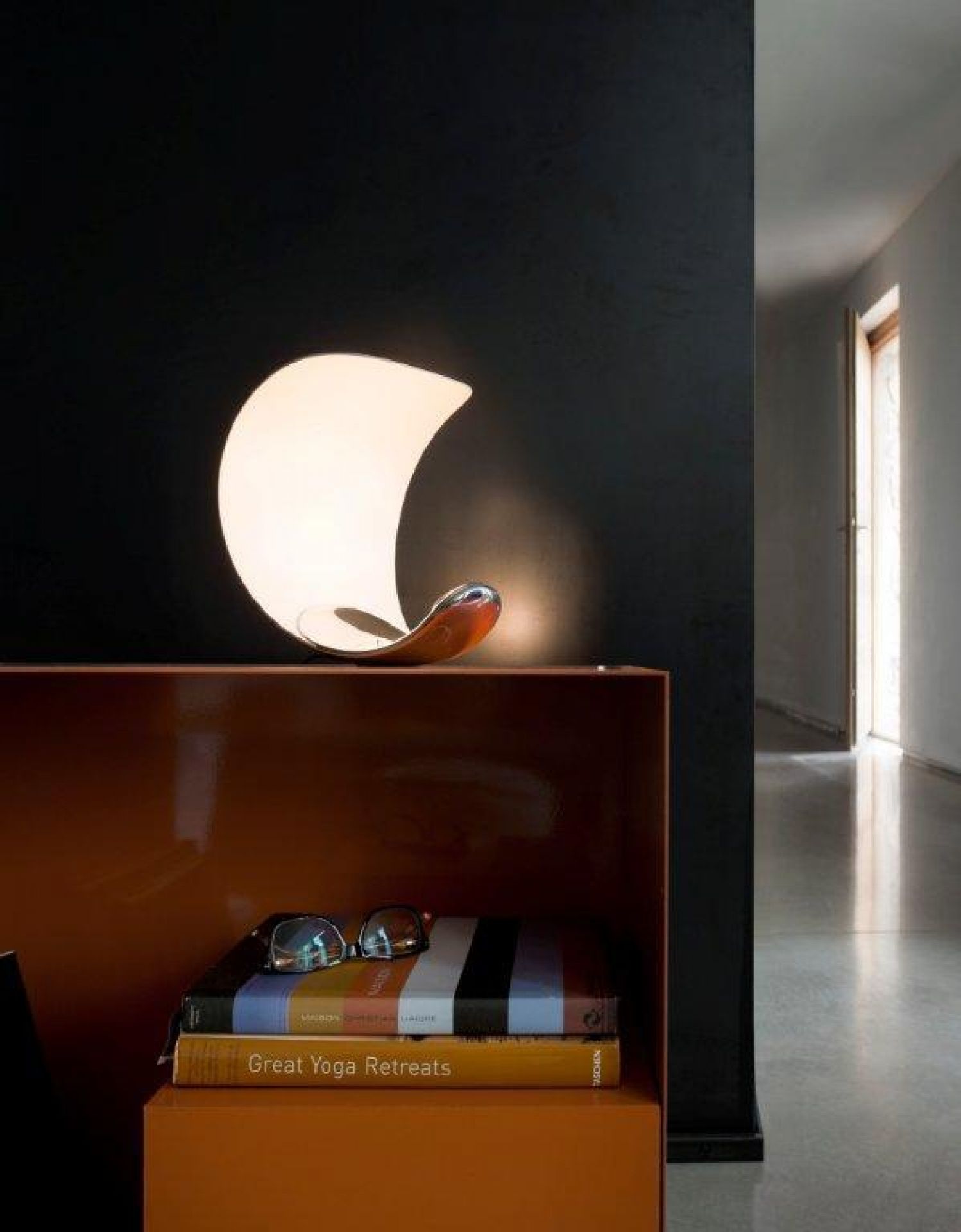 D76 Curl Table Lamp Luceplan
