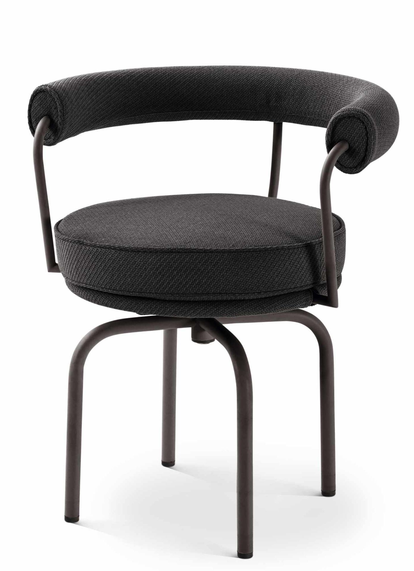 7 Fauteuil Tournant swivel armchair Outdoor Cassina