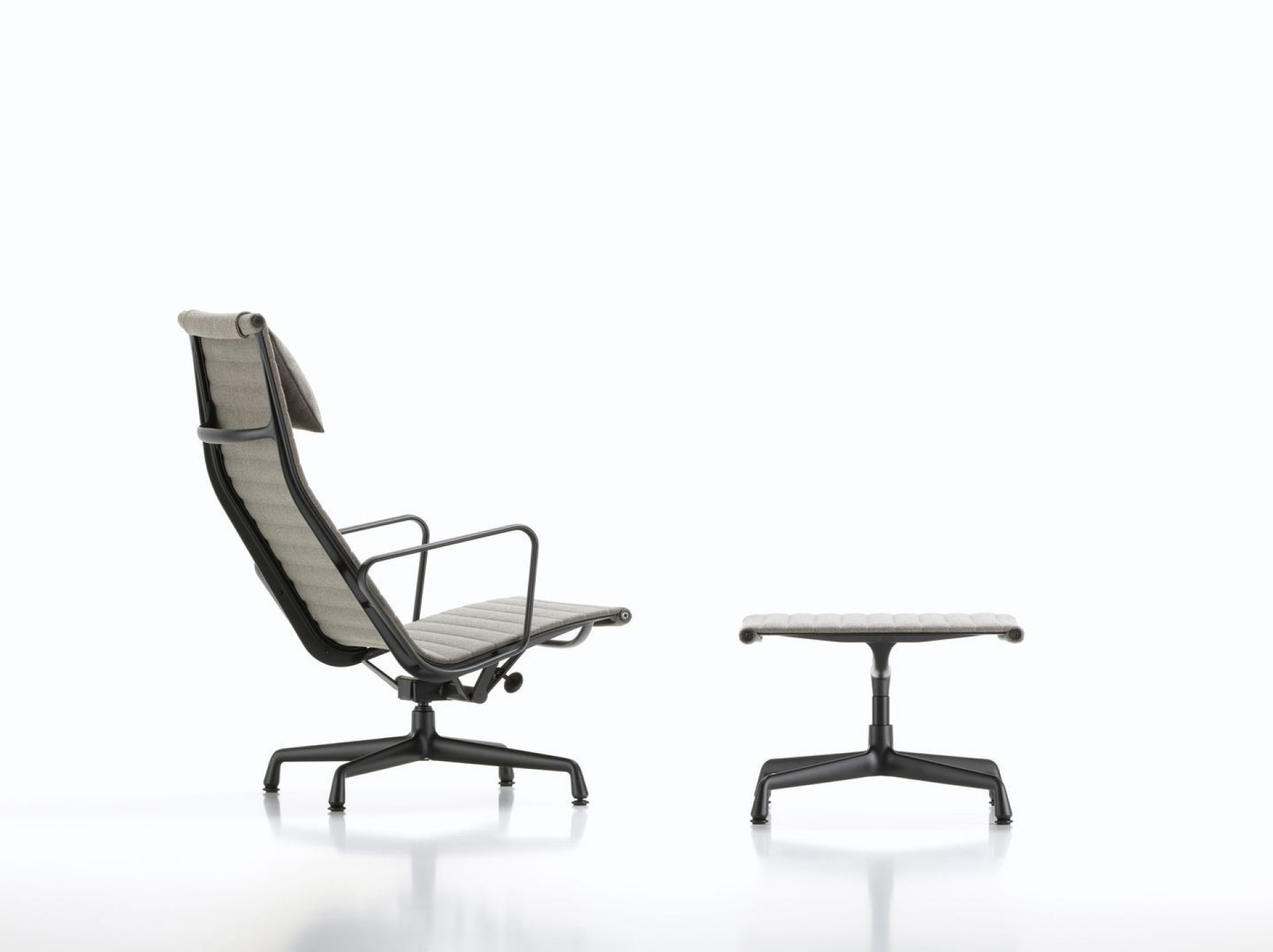 Aluminium Chair EA124 / EA 124 Armchair Vitra