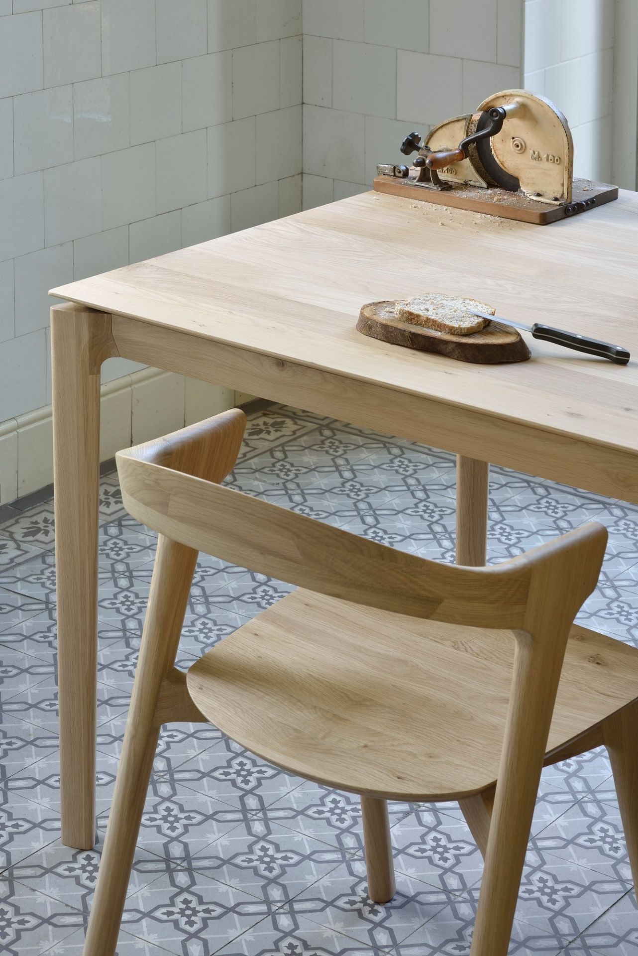 Bok chair oak without armrests Ethnicraft