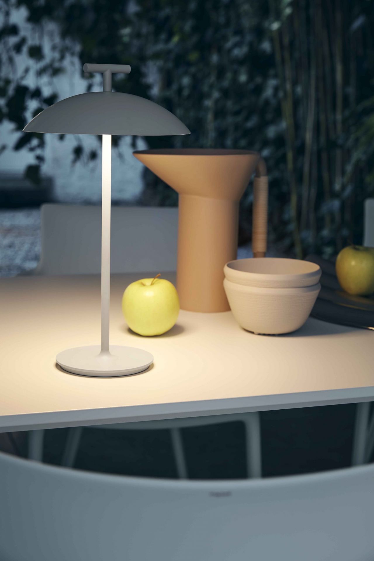 Mini Geen-A Table lamp black Kartell
