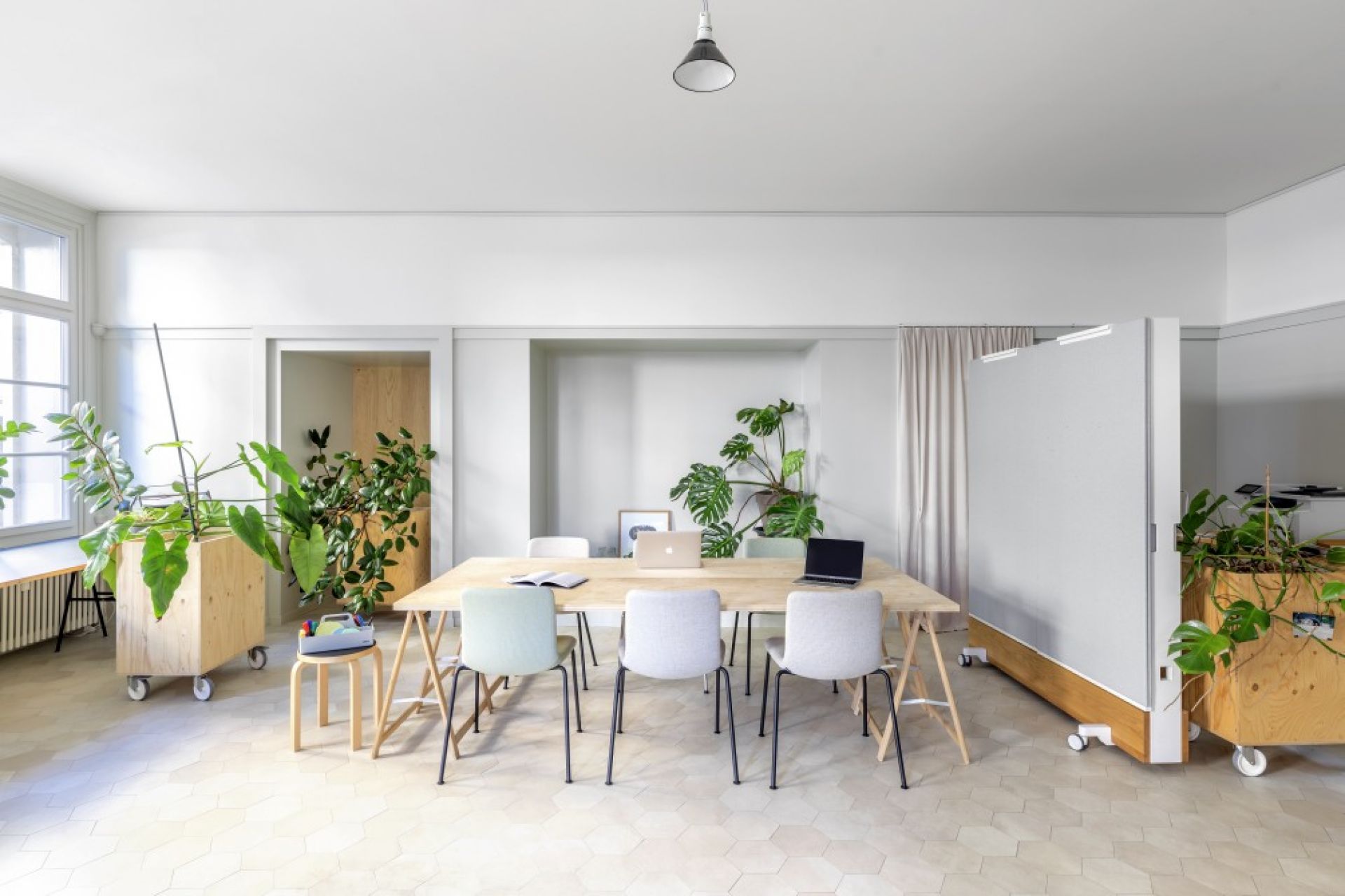 Hal Soft Tube Chair Vitra 