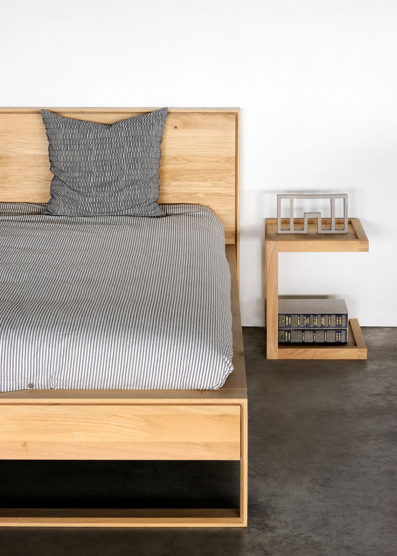 Nordic ll bed oak Ethnicraft