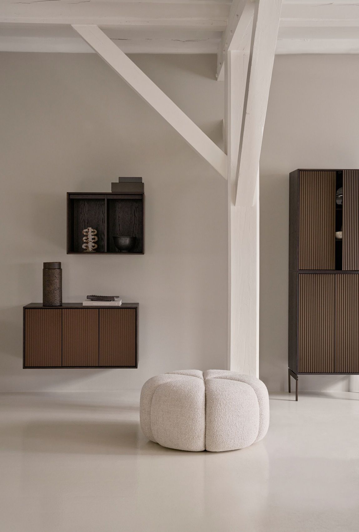 VIPP675 Tall Cabinet System H4 Shelf Vipp