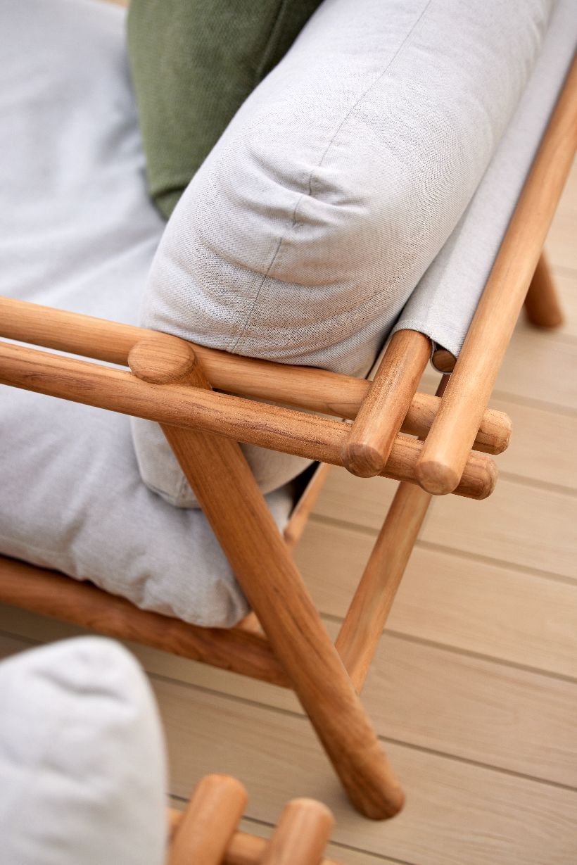 Sticks Lounge Chair Armchair Outdoor Cane-Line frame taupe / cushion sand