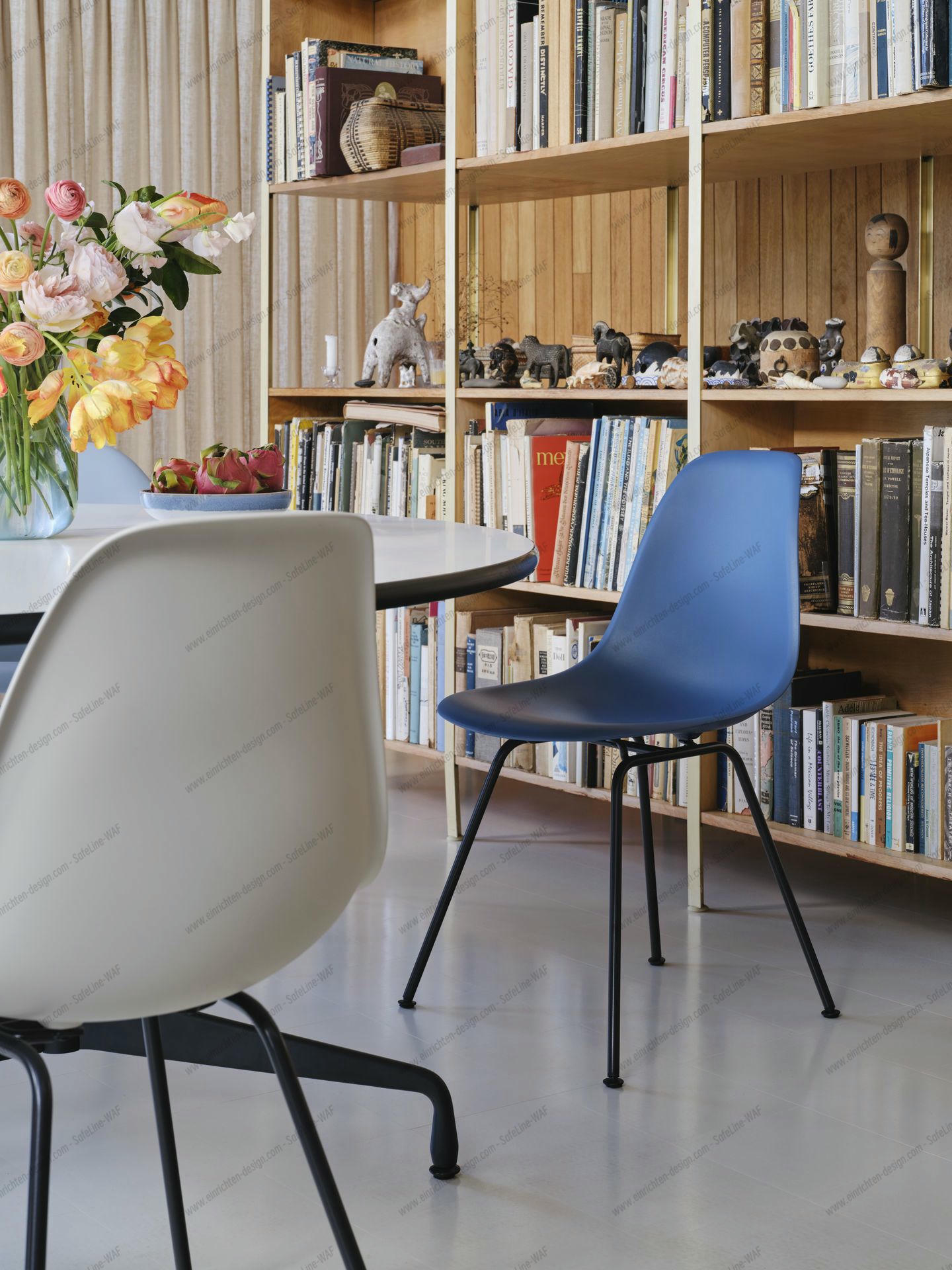 Eames Plastic Side Chair DSX Chair with seat cushion Vitra