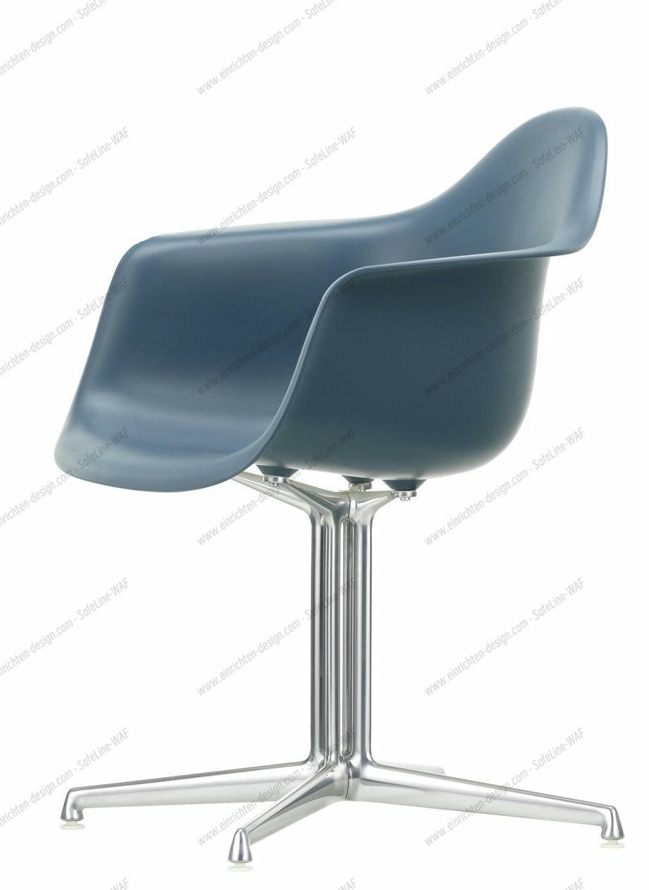 Eames Plastic Arm Chair DAL Chair Vitra