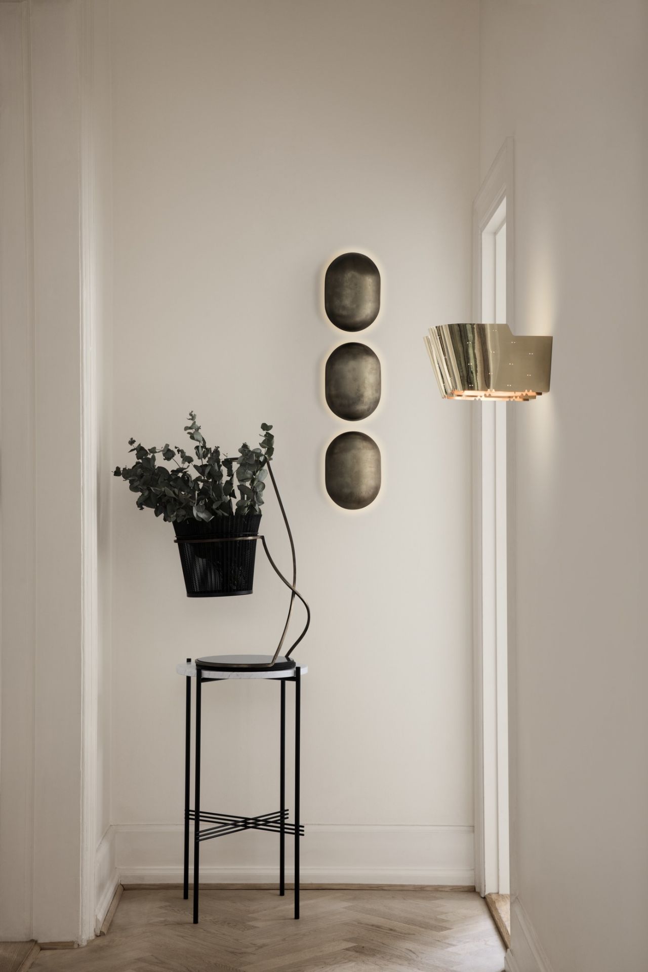 9464 Wall Lamp Gubi