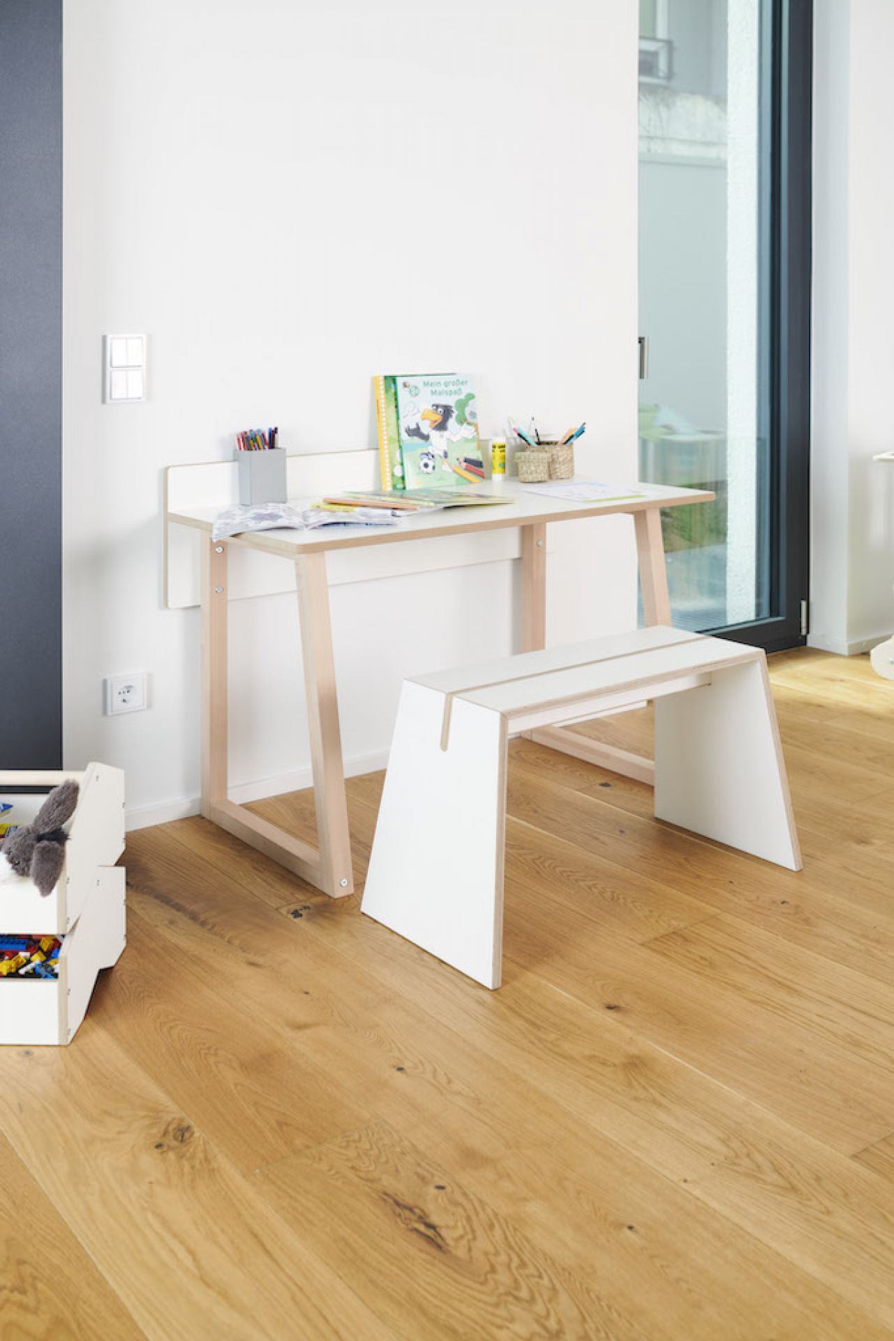 Tojo Stubenhocker Stool Tojo