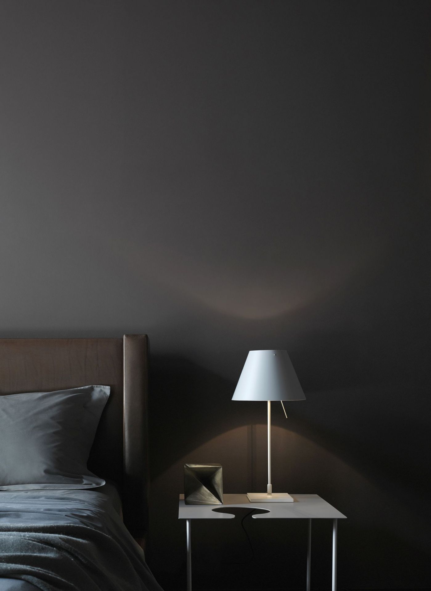 D13 Costanzina LED table lamp complete version aluminium boy and white lampshade Luceplan