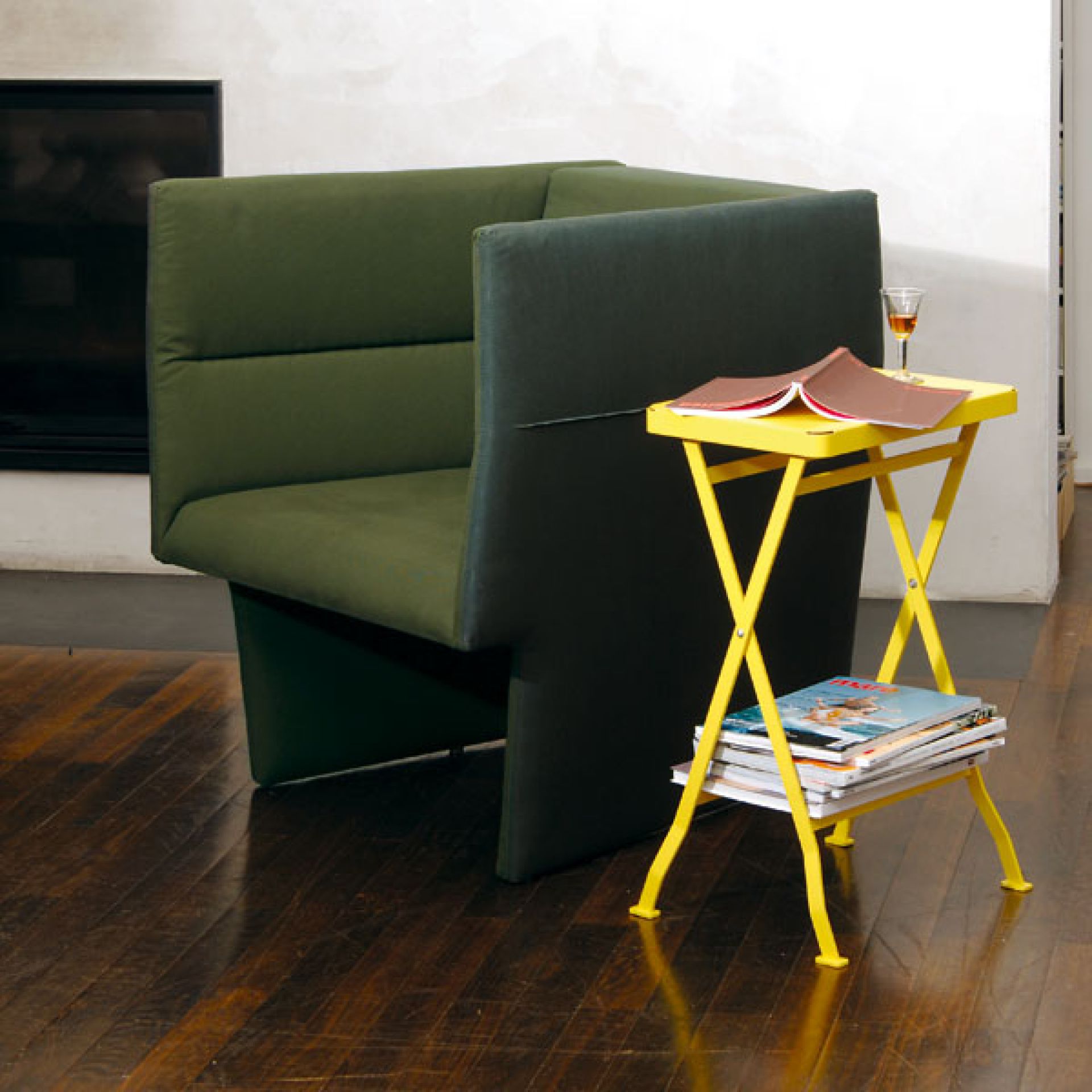Cup armchair Richard Lampert