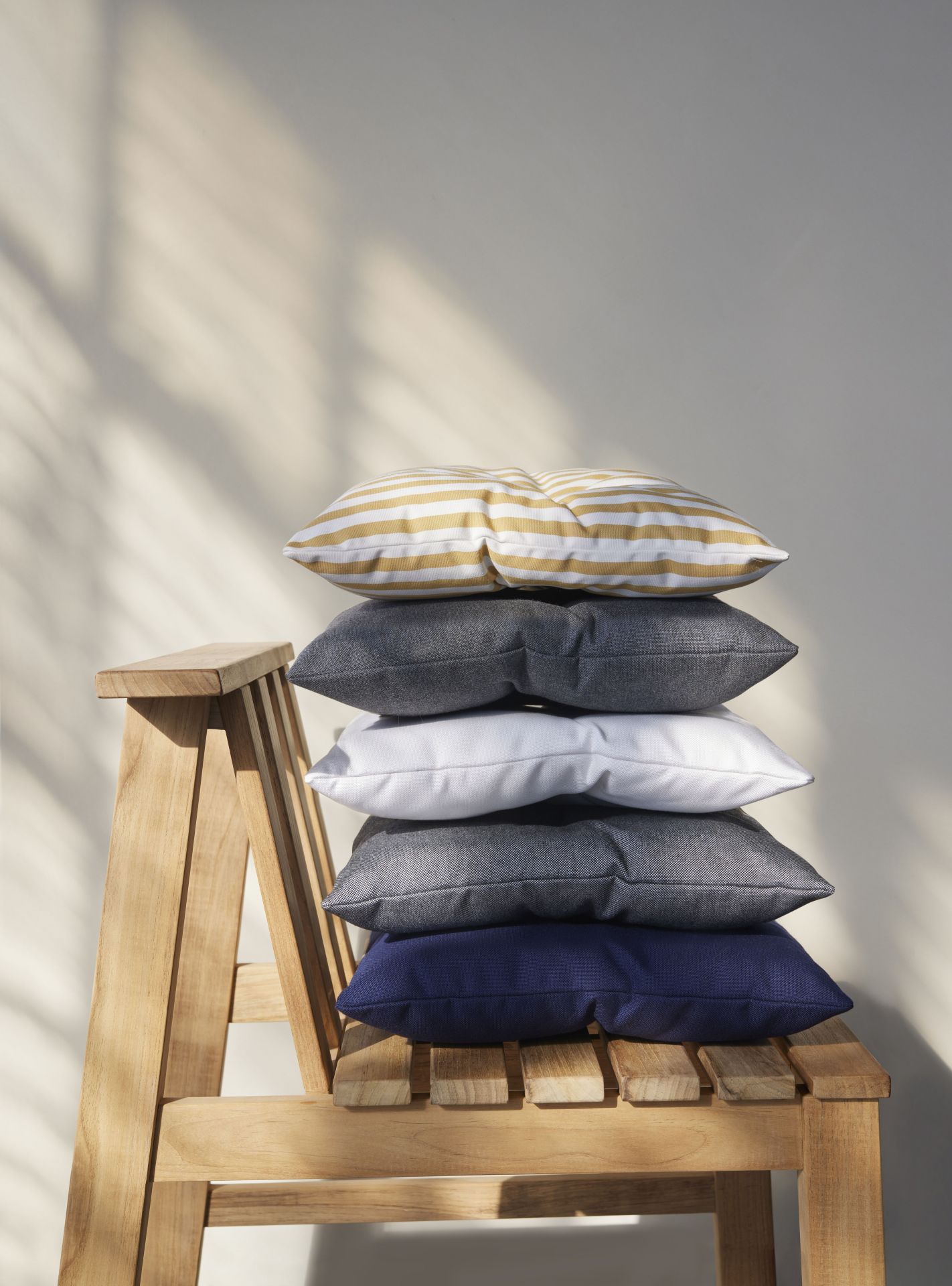 Cadence Chair Teak Outdoor Skagerak by Fritz Hansen