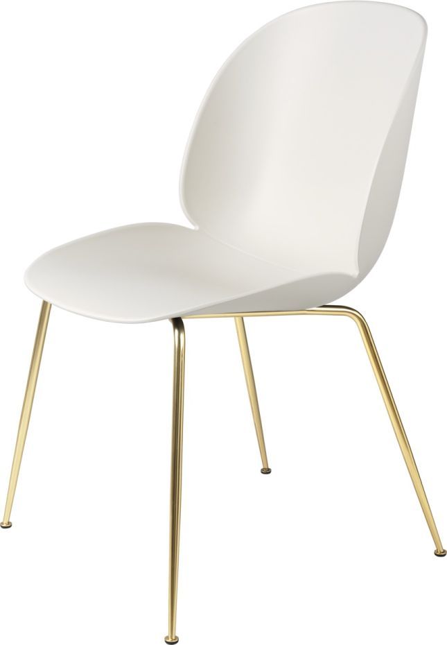 Beetle Chair: Ungepolsterter Esszimmerstuhl in Alabaster Weiß mit konischem Messinggestell von Gubi.